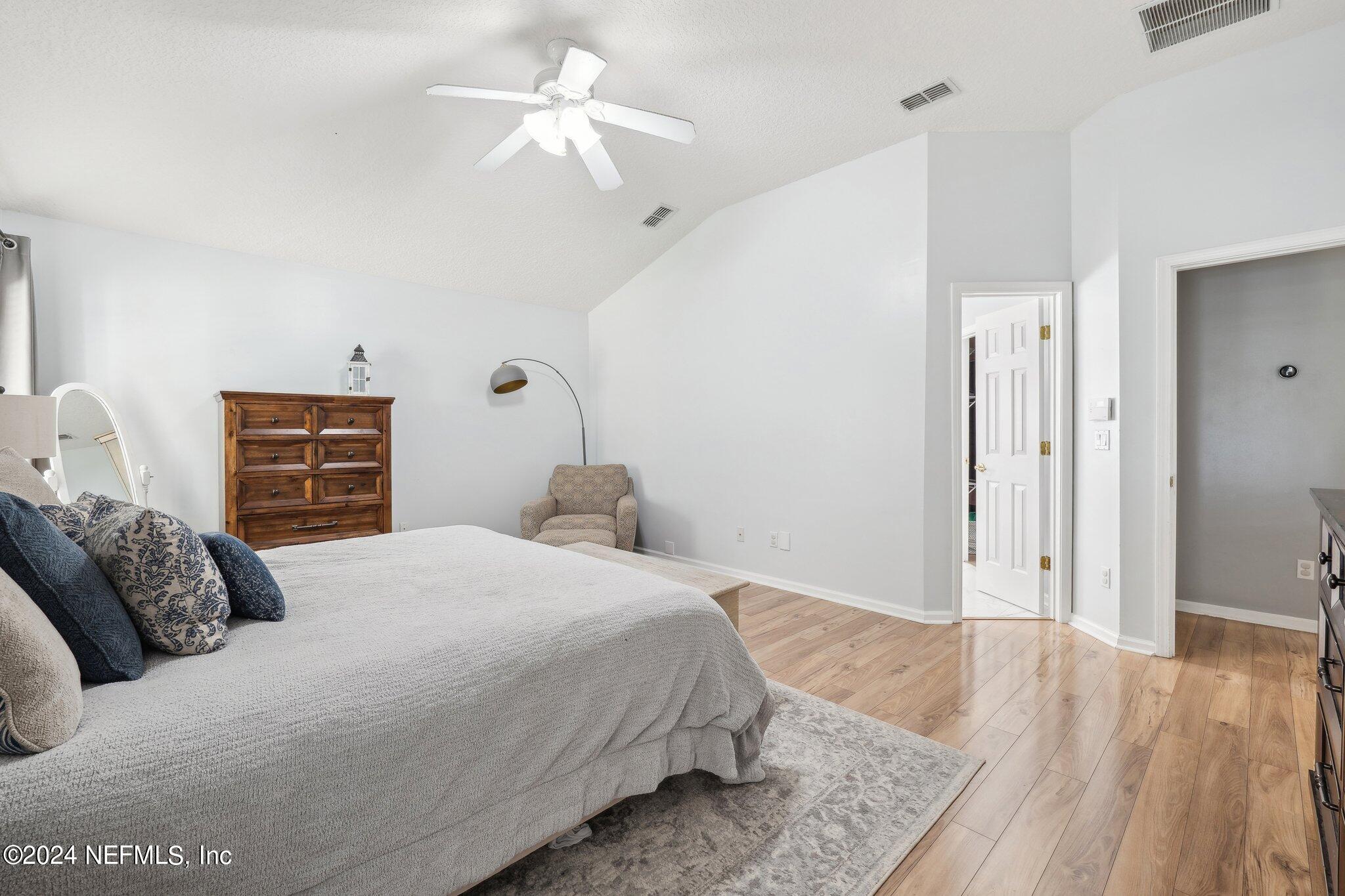 3150 WANDERING OAKS Drive
