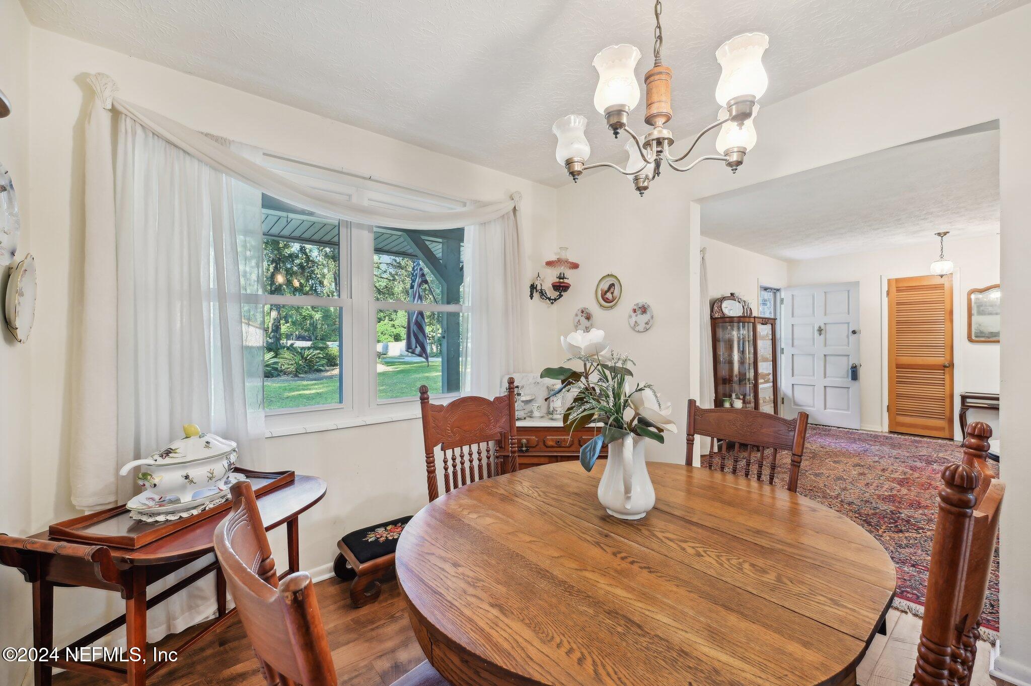 3902 LITTLE Lane
