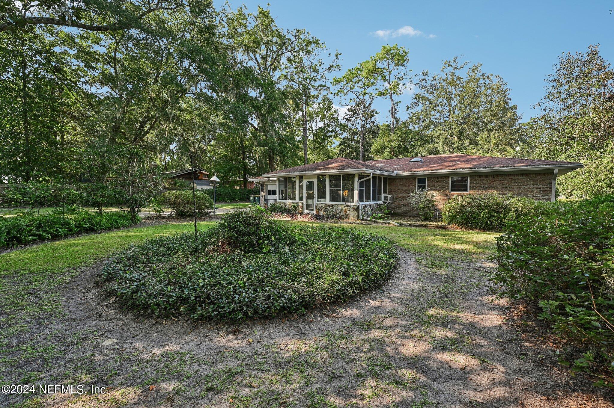 3902 LITTLE Lane
