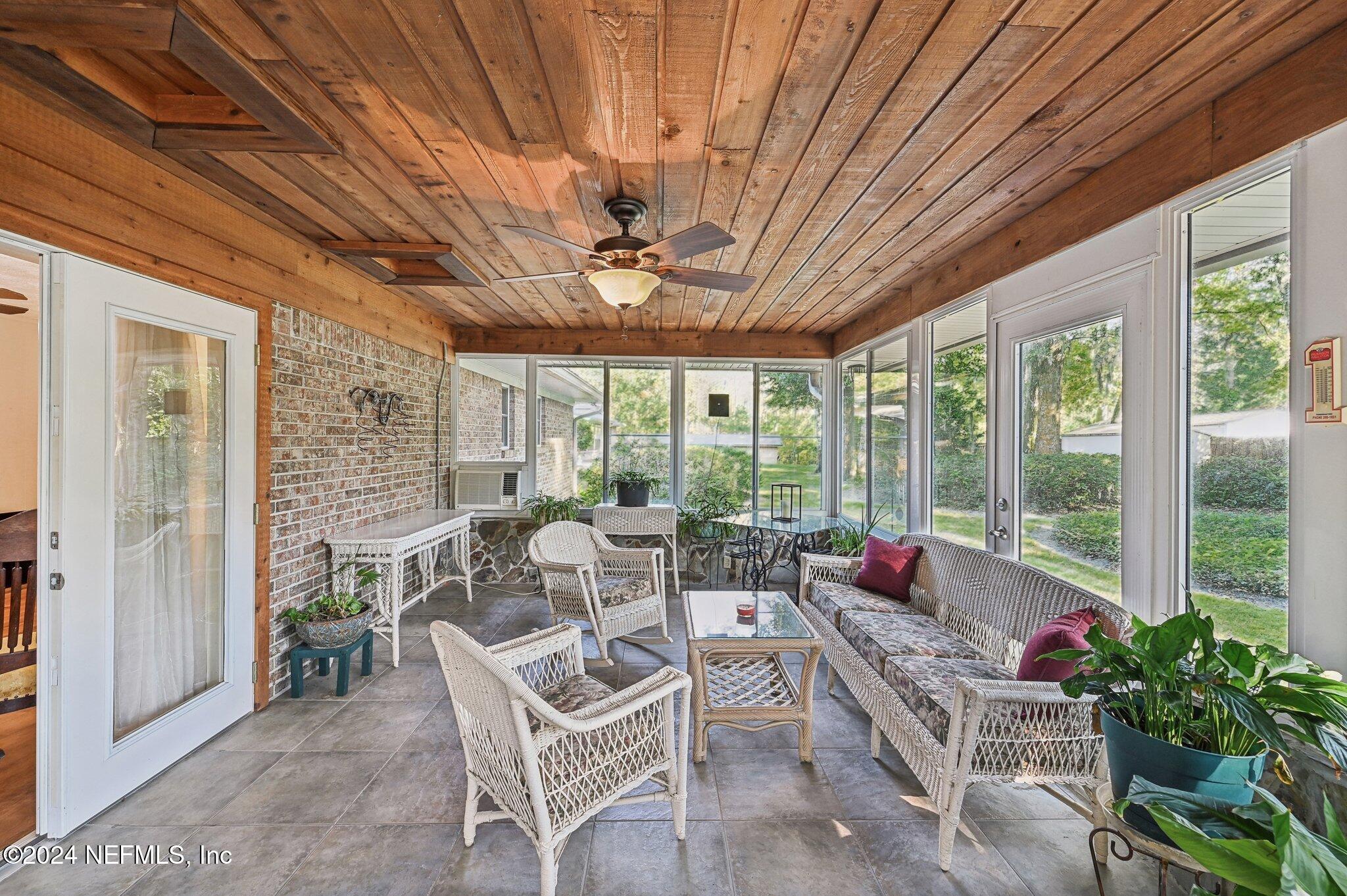3902 LITTLE Lane