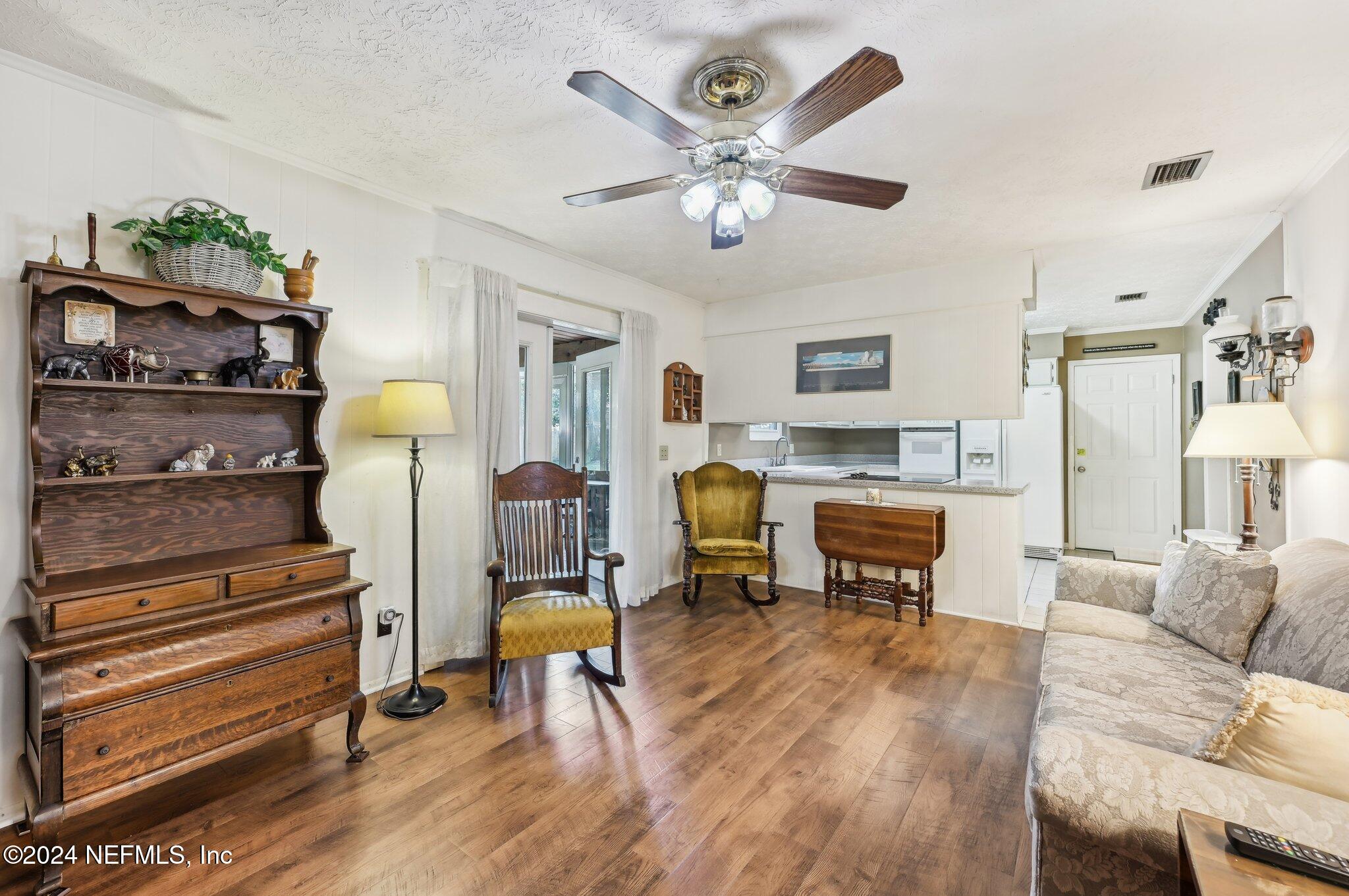 3902 LITTLE Lane