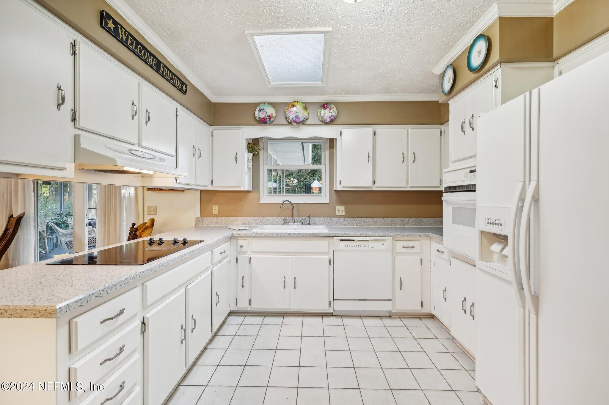 3902 LITTLE Lane