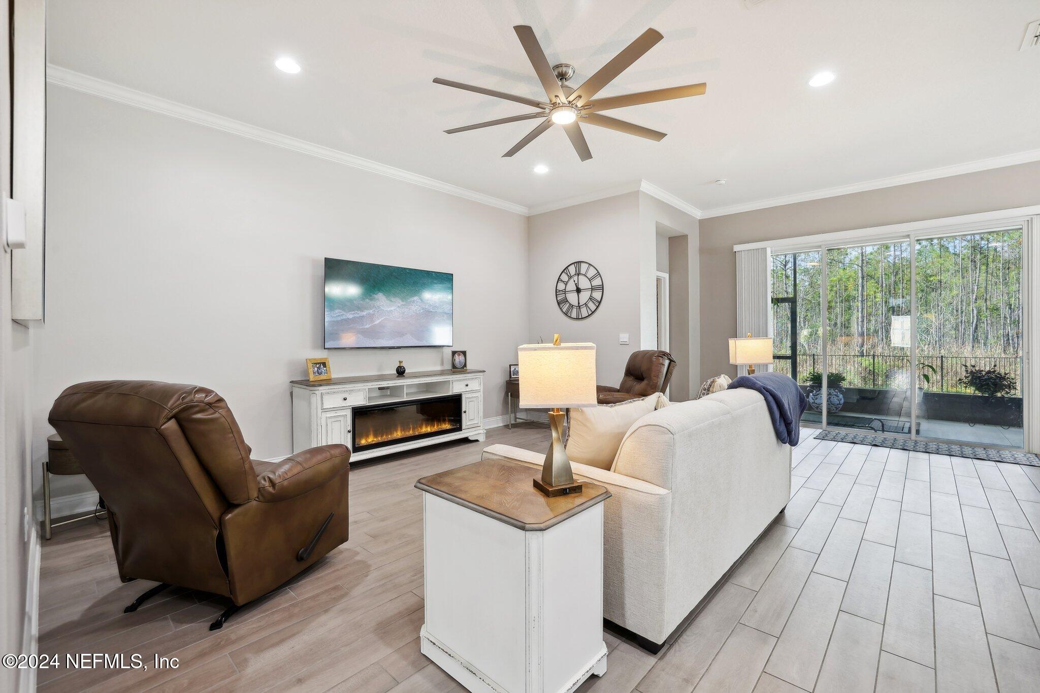 3106 COLD LEAF Way