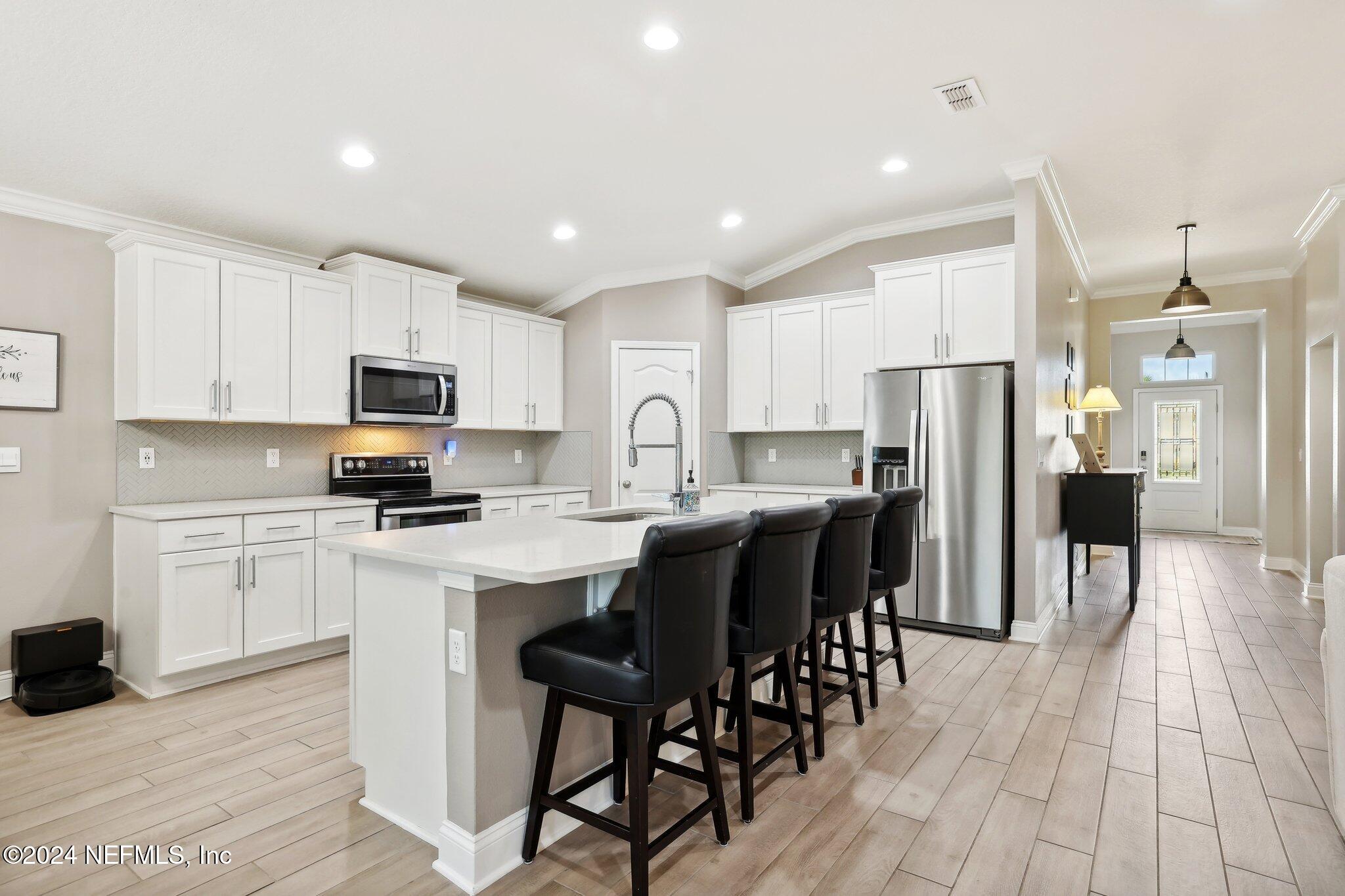 3106 COLD LEAF Way