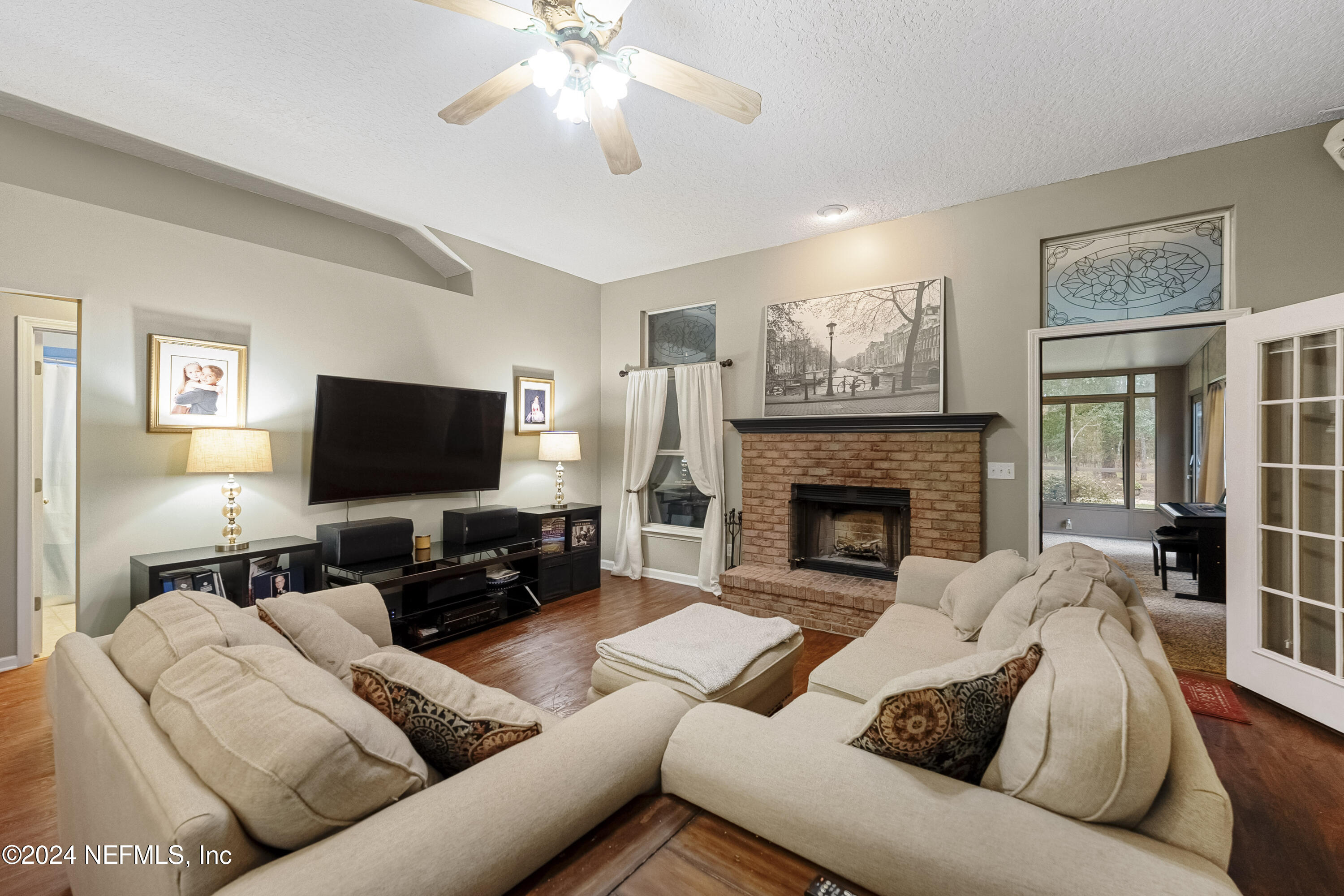 589 FALCON FORK Way