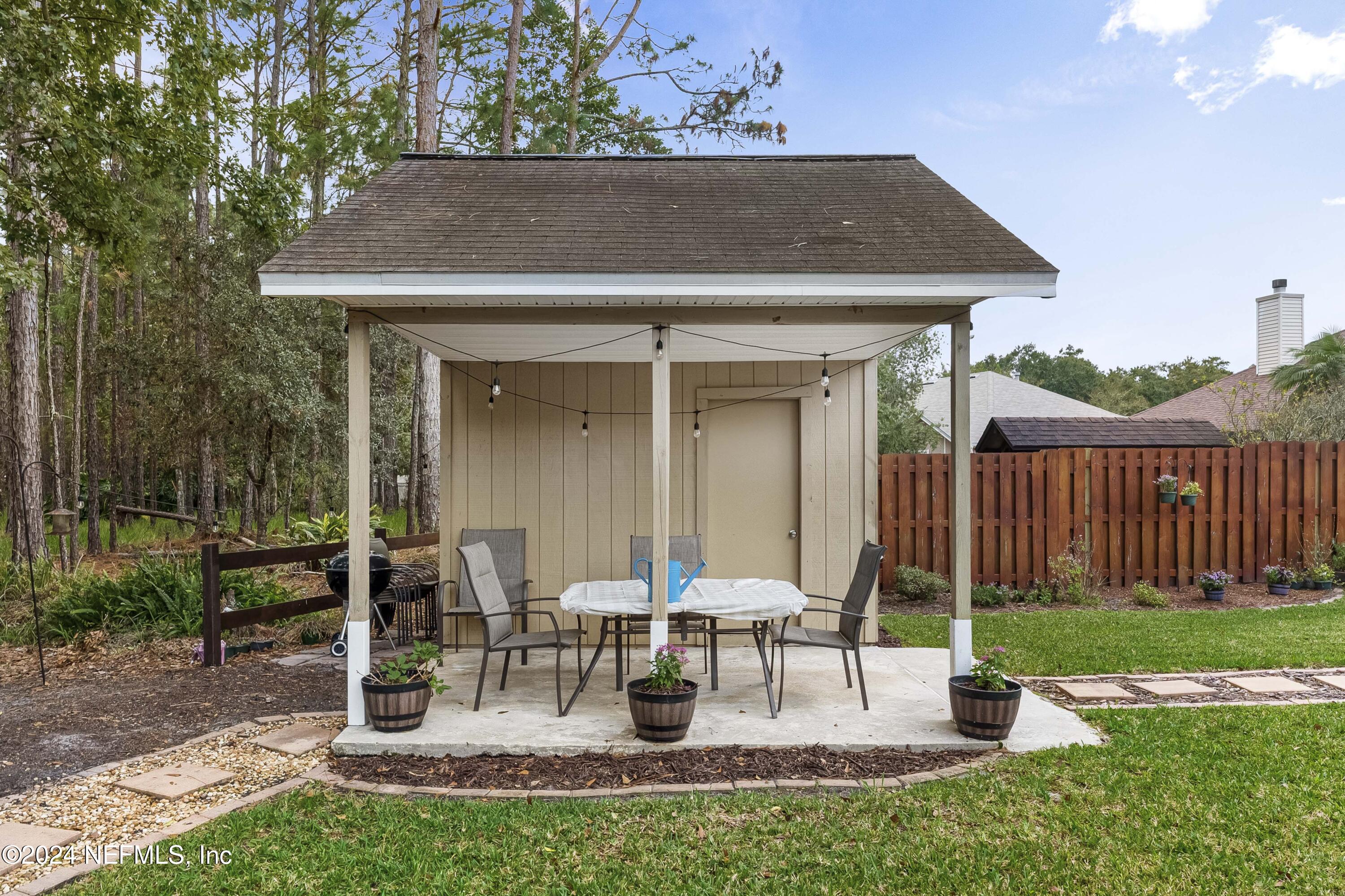 589 FALCON FORK Way