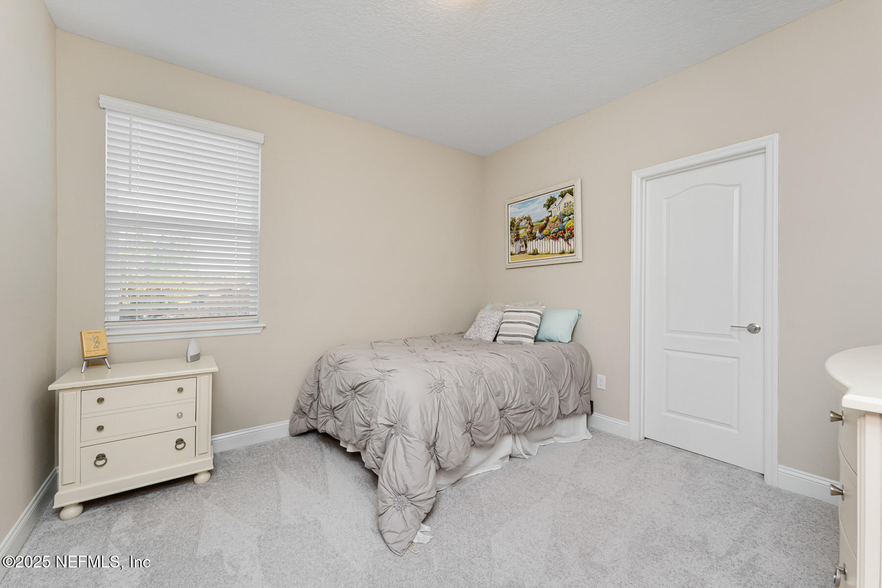 364 ARELLA Way