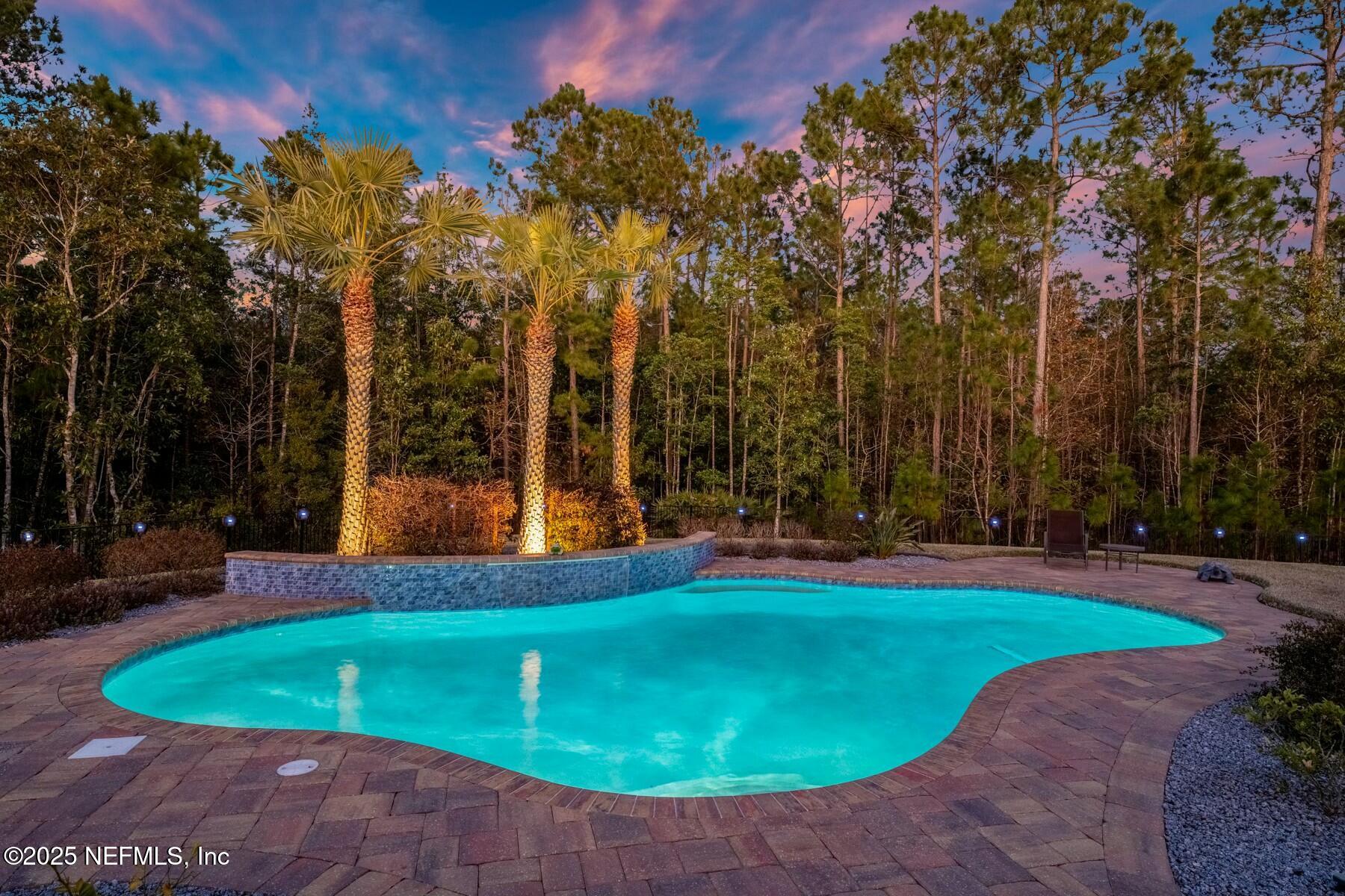 364 ARELLA Way