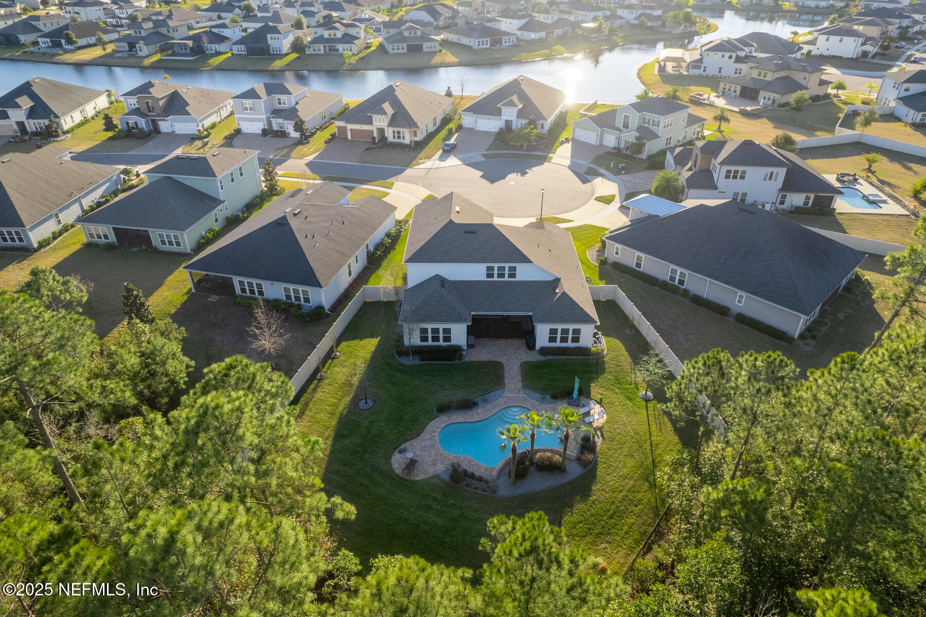 364 ARELLA Way