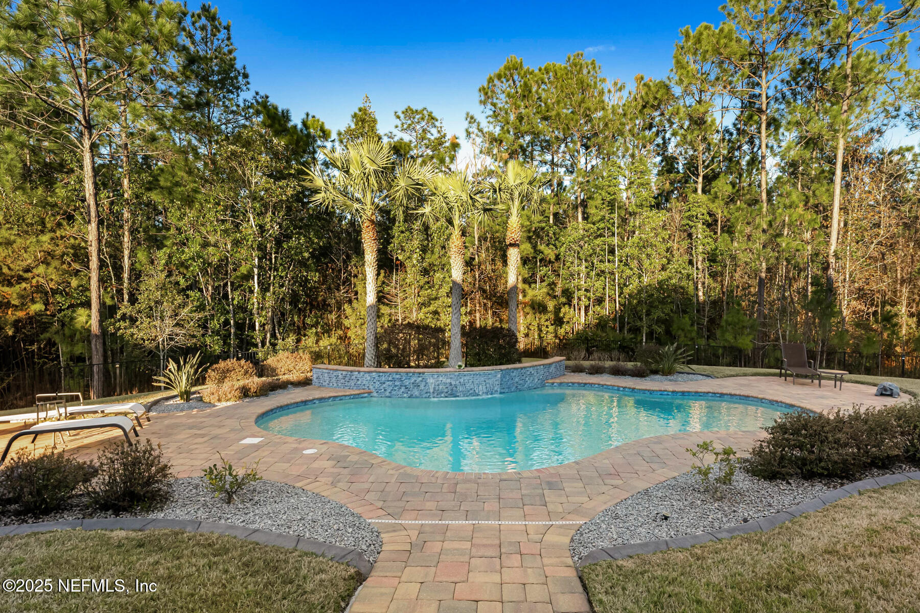 364 ARELLA Way