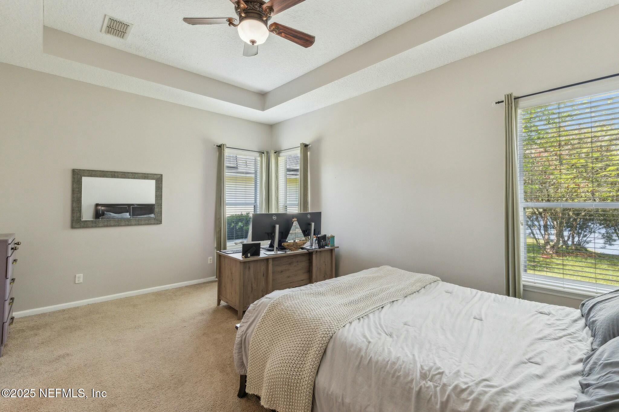 244 W BERKSWELL Drive, St. Johns