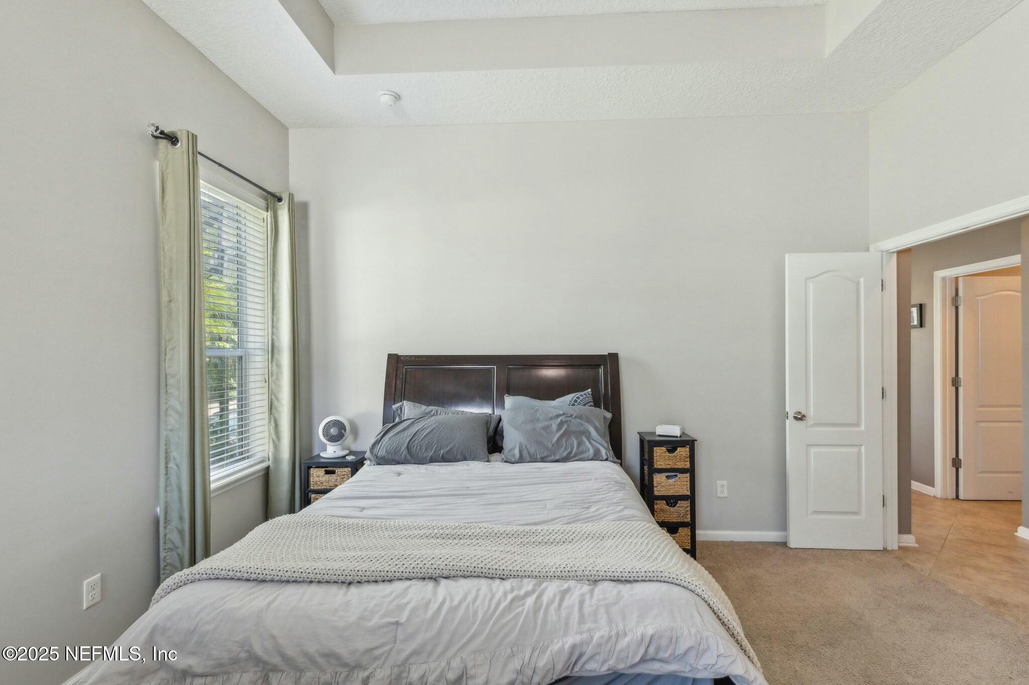 244 W BERKSWELL Drive, St. Johns