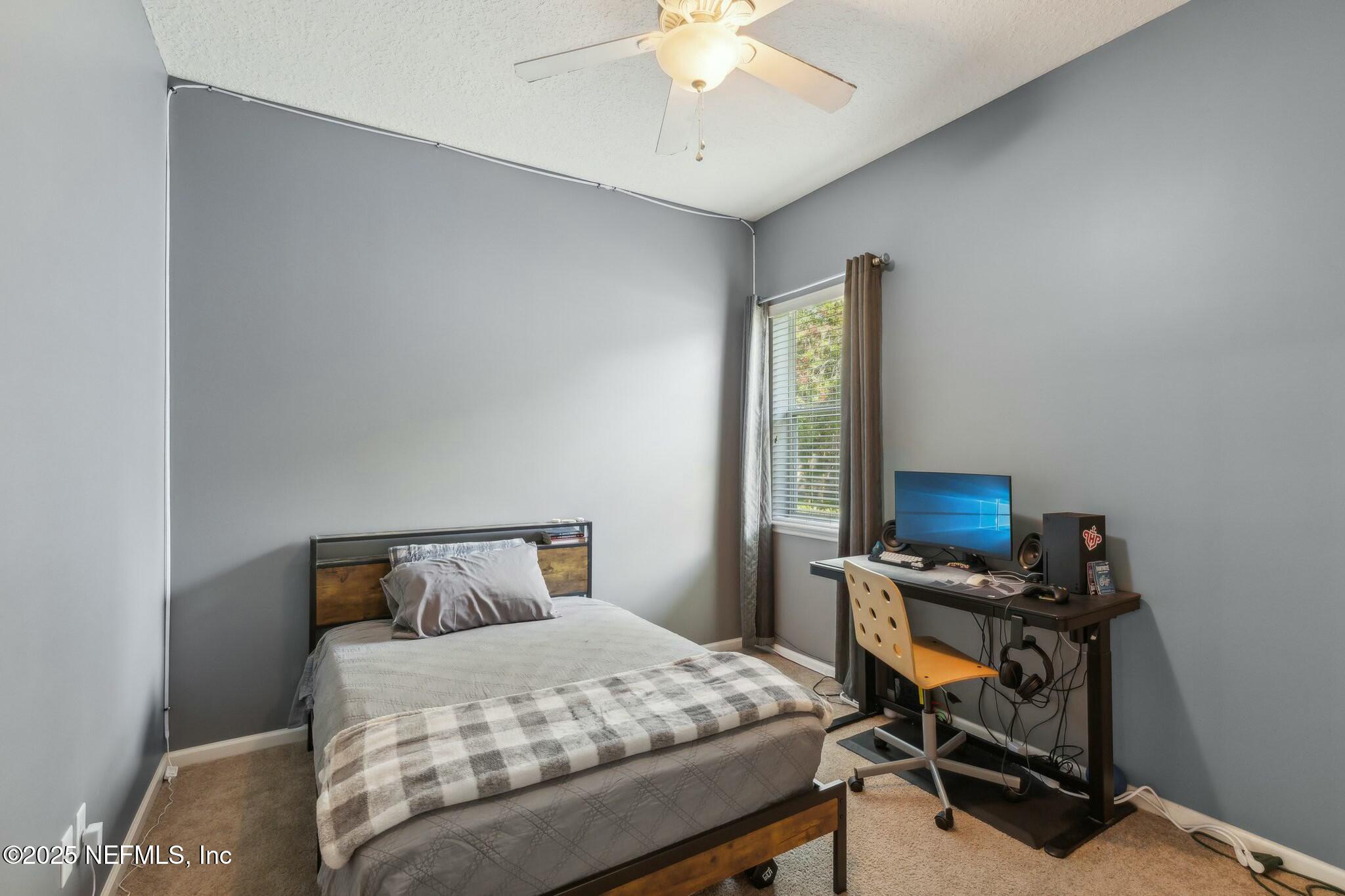 244 W BERKSWELL Drive, St. Johns