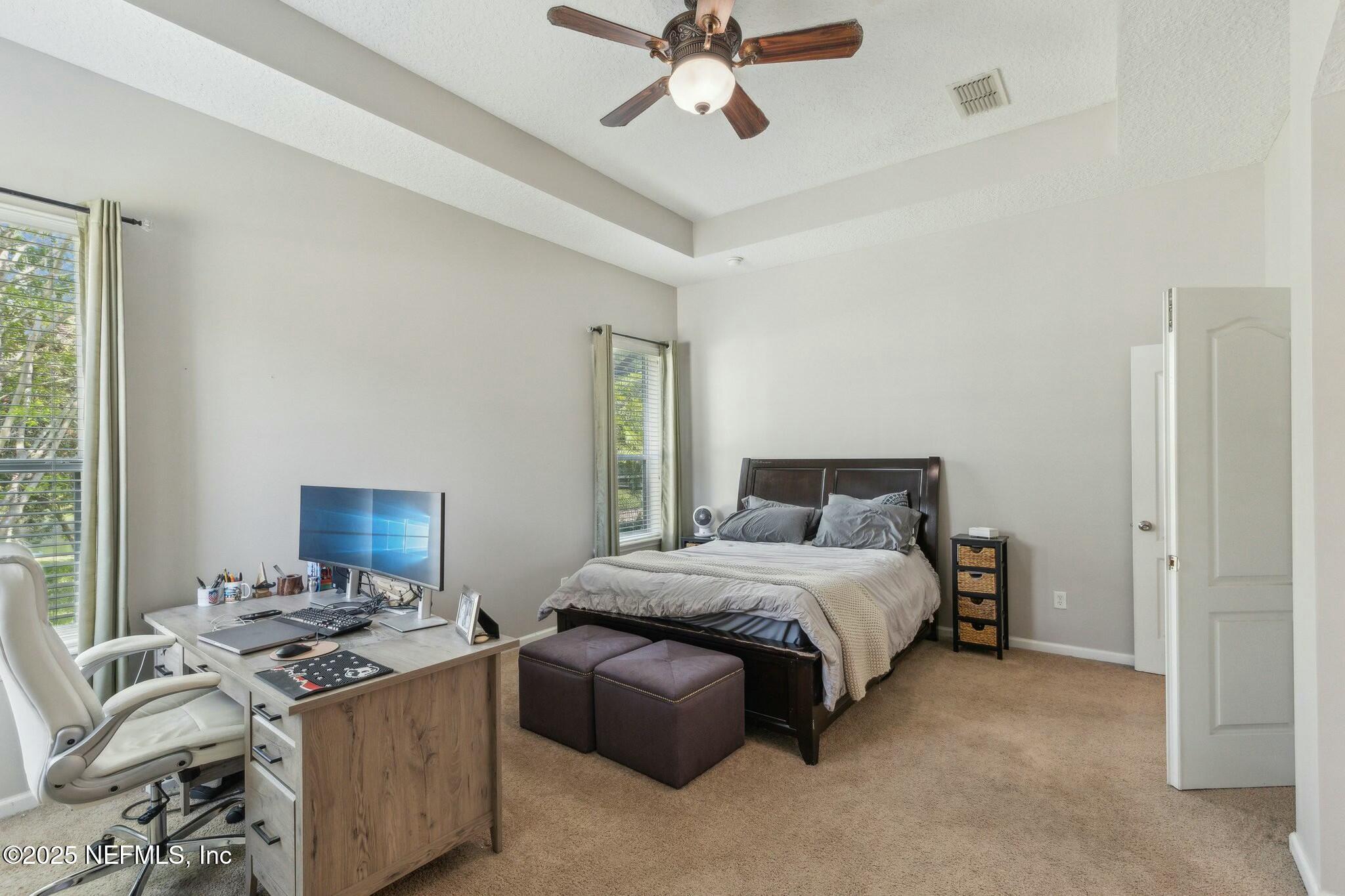 244 W BERKSWELL Drive, St. Johns
