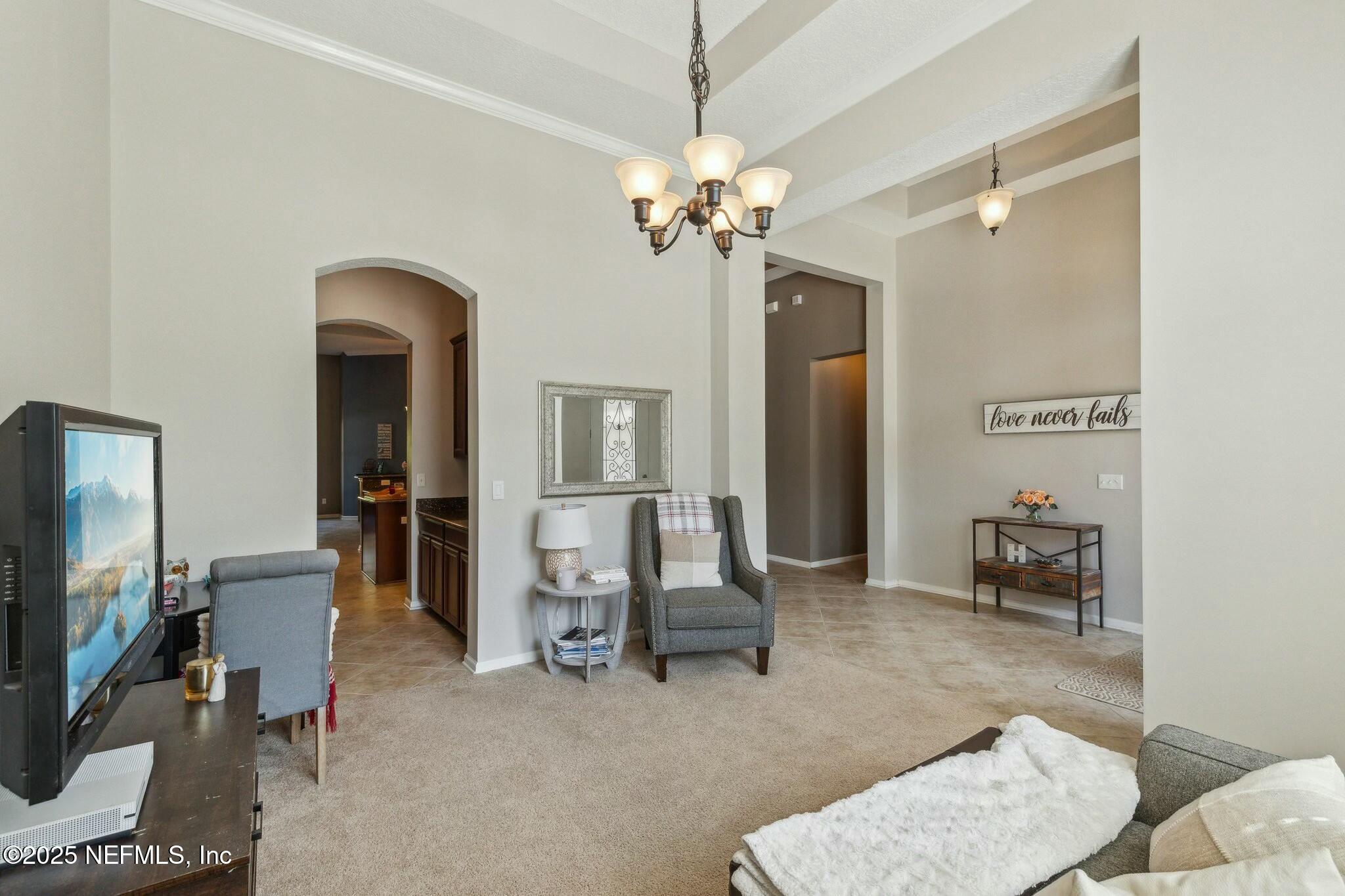 244 W BERKSWELL Drive, St. Johns