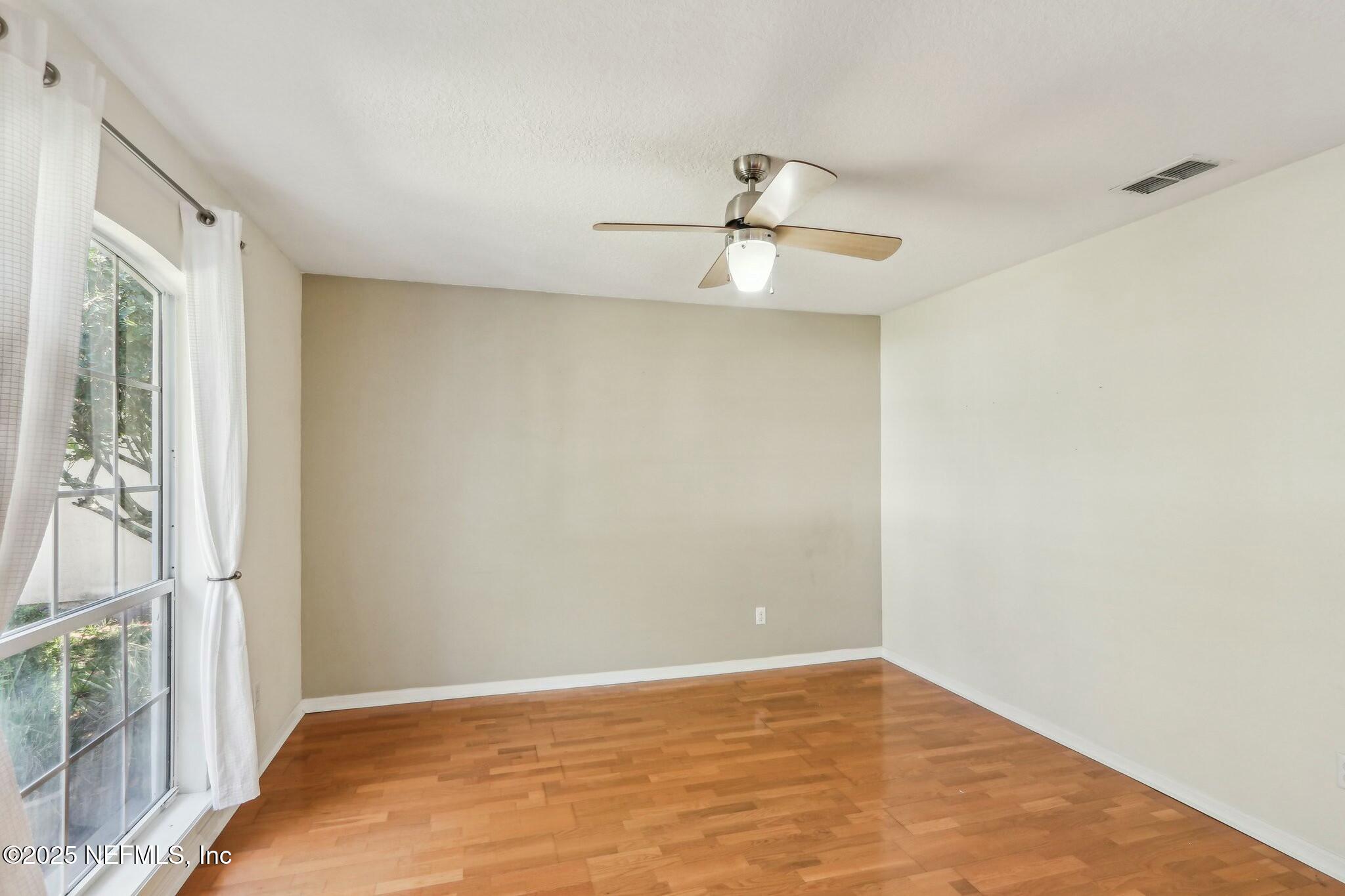 225 JOHNS GLEN Drive, St. Johns