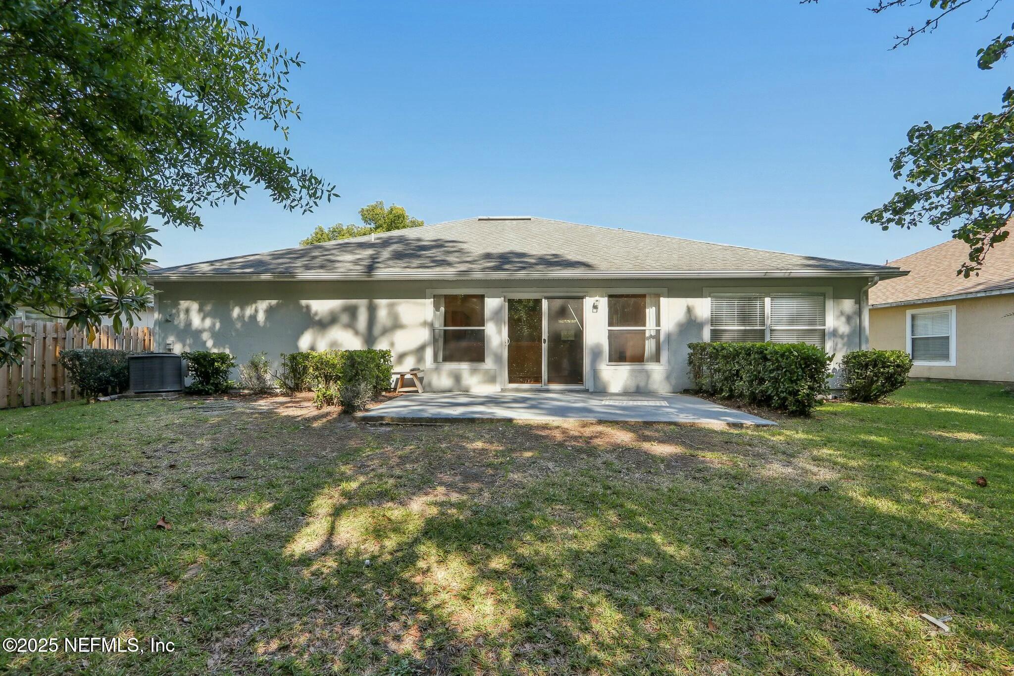 225 JOHNS GLEN Drive, St. Johns