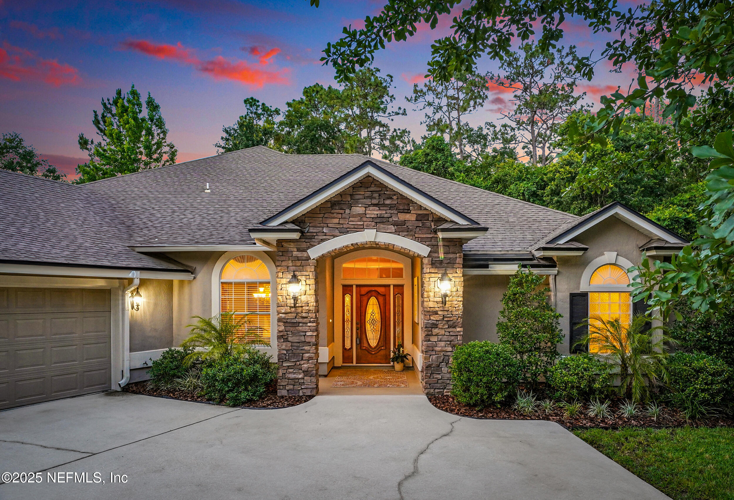 501 GREENBRIAR Road, St. Johns