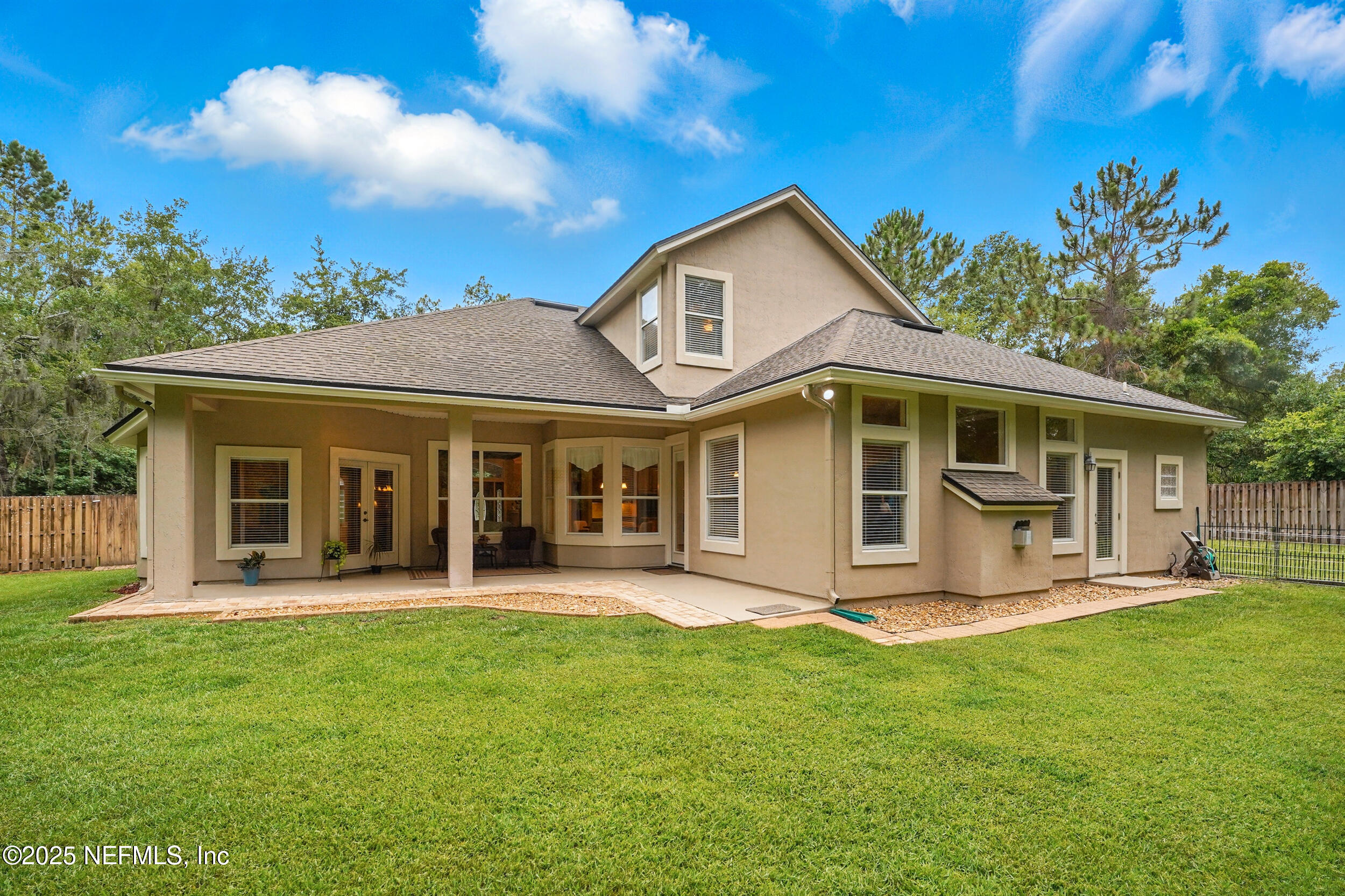 501 GREENBRIAR Road, St. Johns