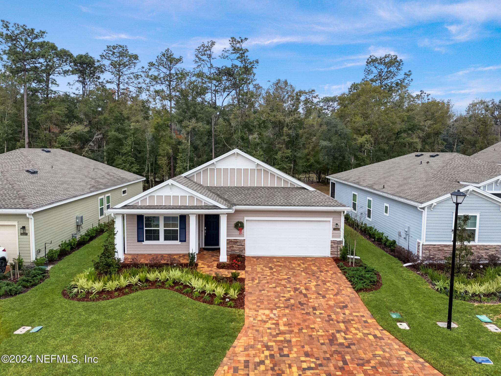 1045 BROWN BEAR, St. Johns