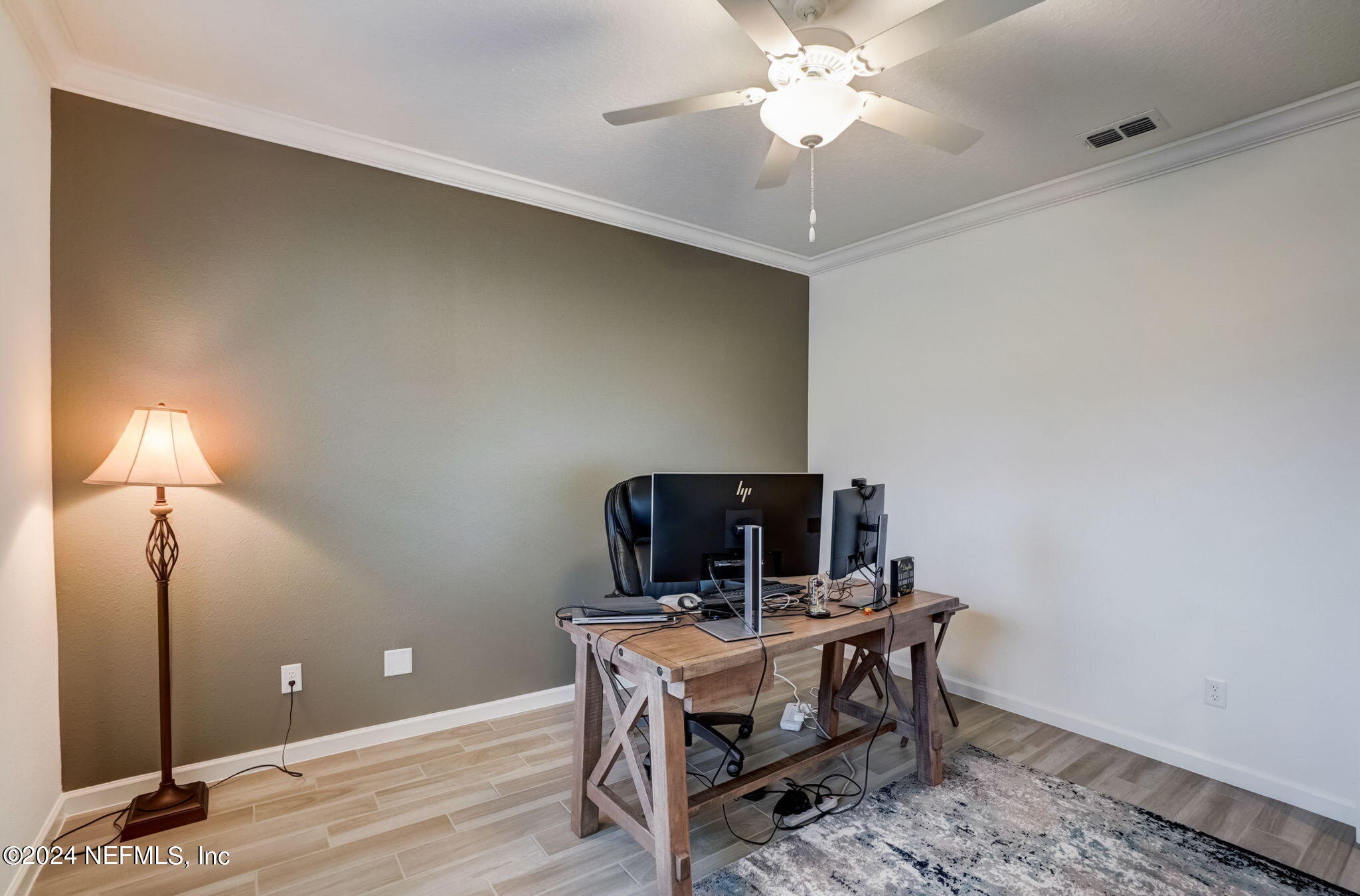 1045 BROWN BEAR, St. Johns