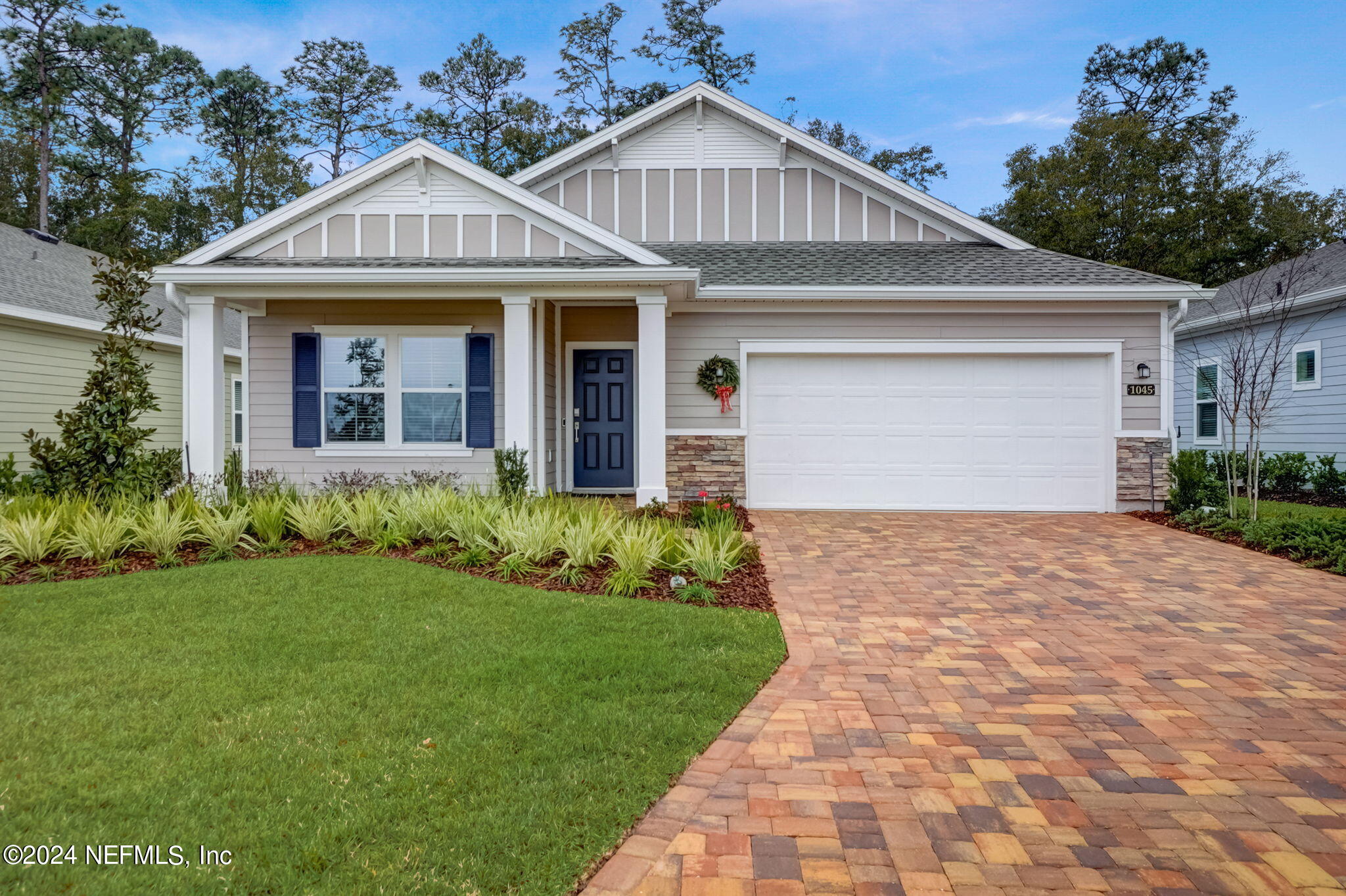 1045 BROWN BEAR, St. Johns