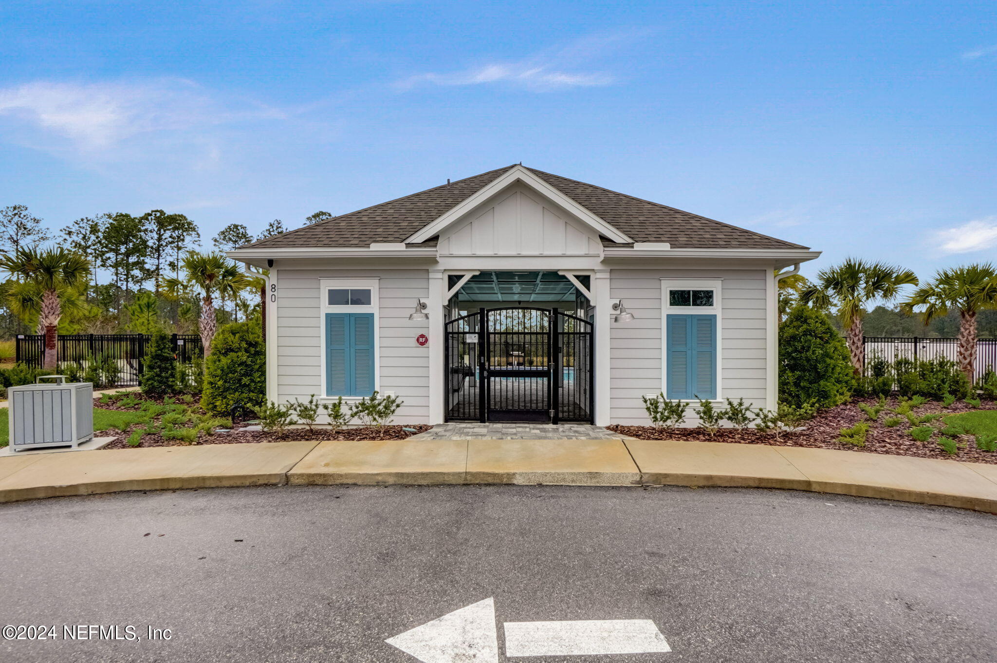 1045 BROWN BEAR, St. Johns