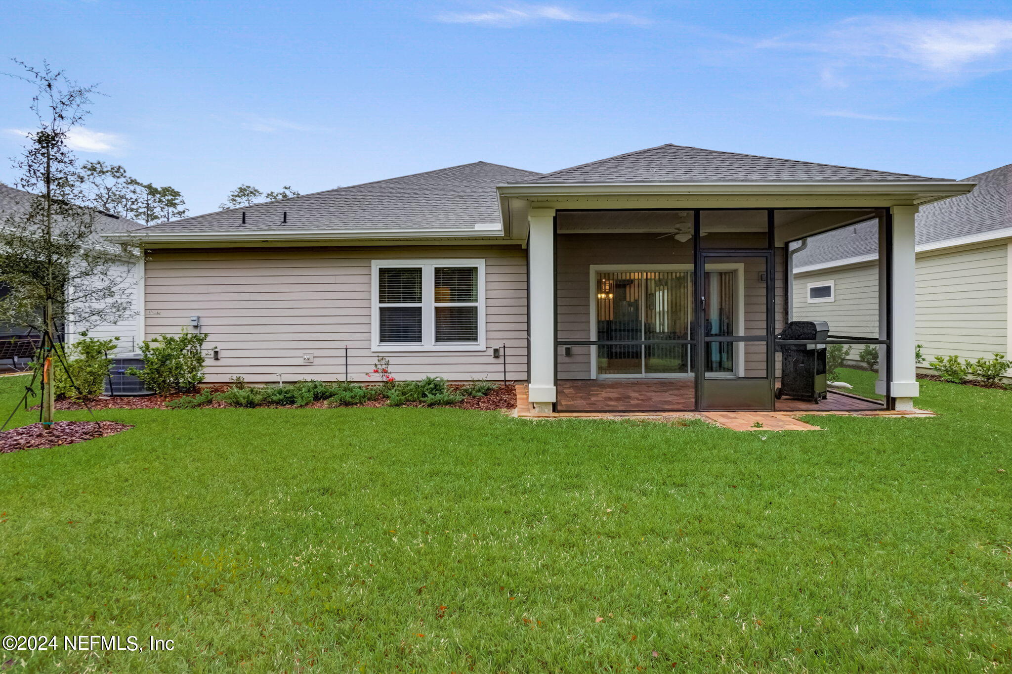 1045 BROWN BEAR, St. Johns