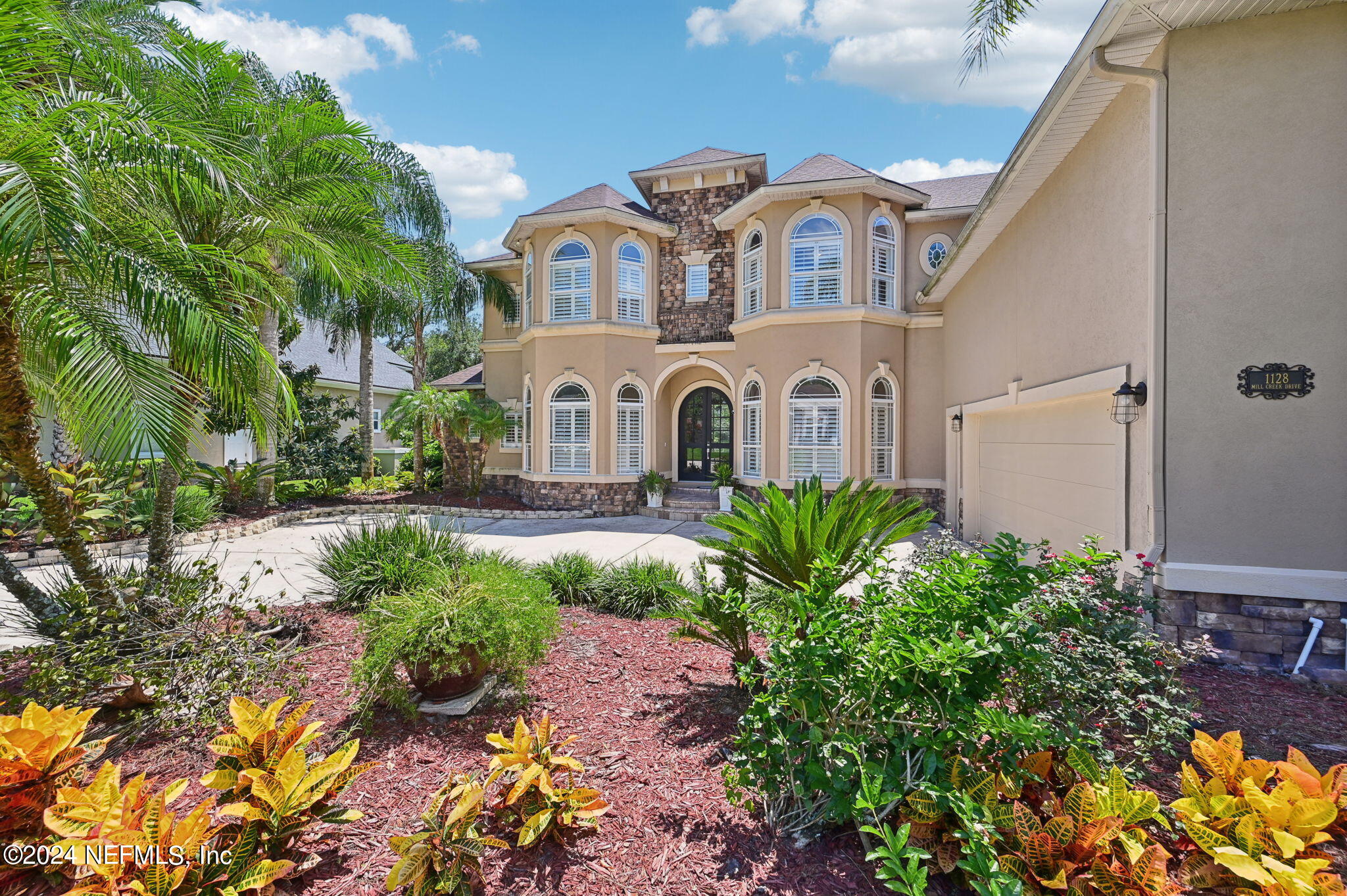 1128 MILL CREEK Drive, St. Johns