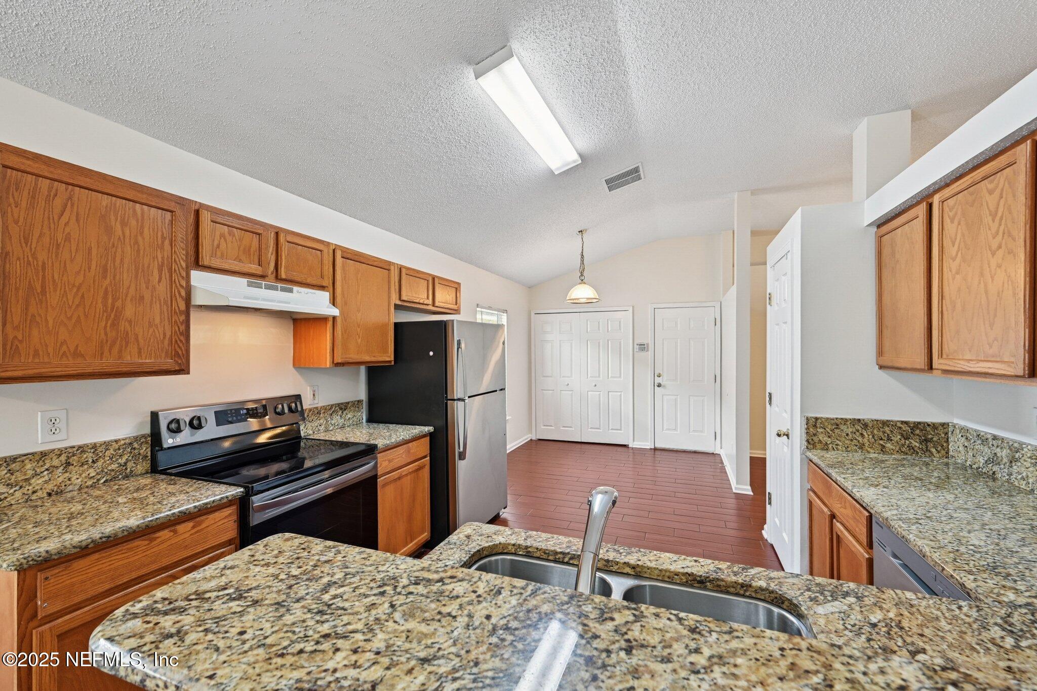 983 N LILAC Loop, St. Johns