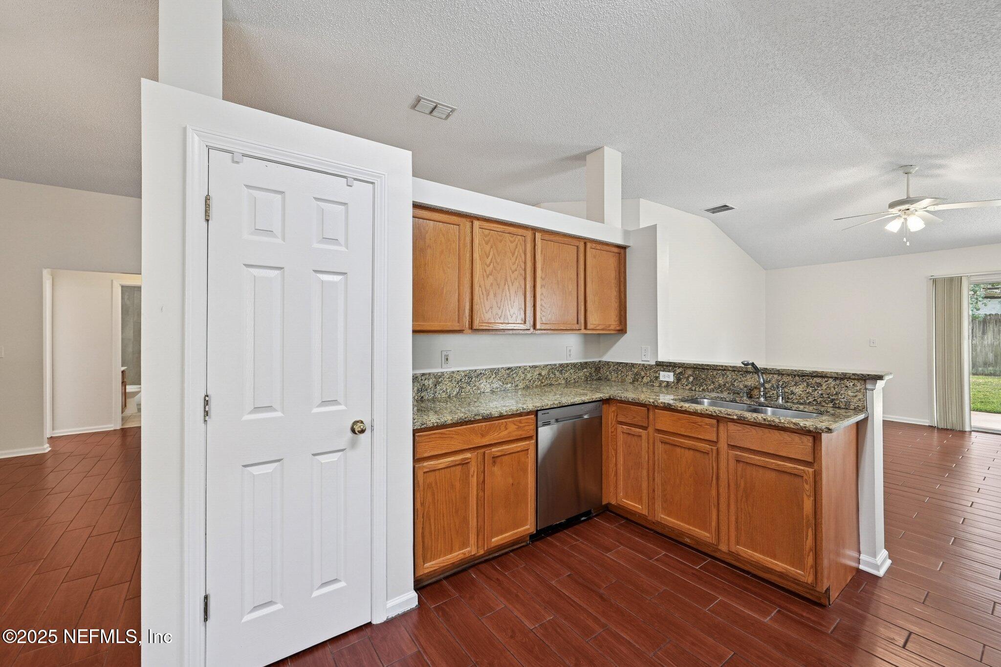 983 N LILAC Loop, St. Johns