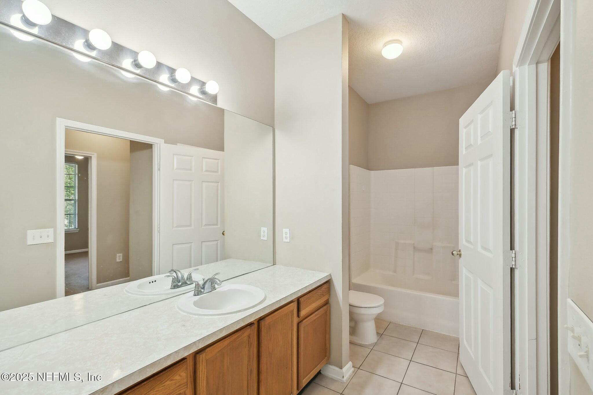 10550 BAYMEADOWS Road, 610