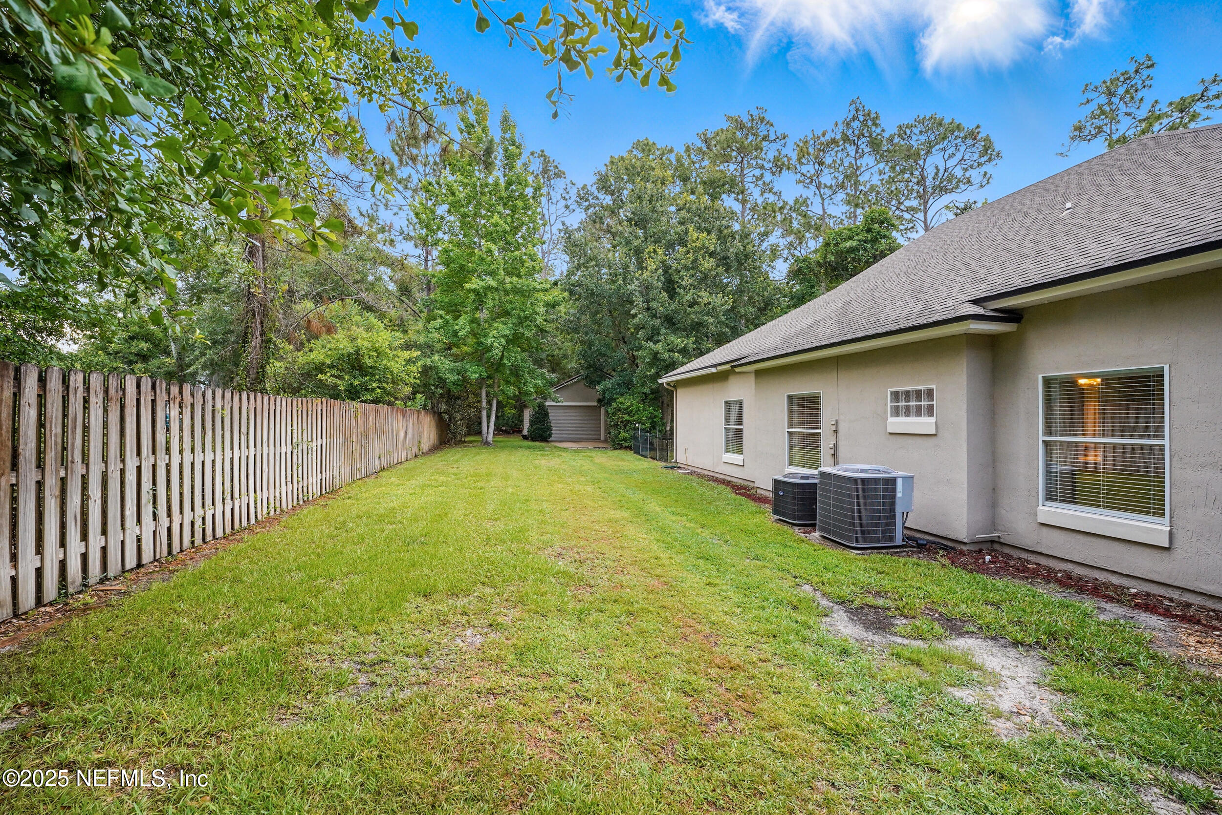 501 GREENBRIAR Road, St. Johns