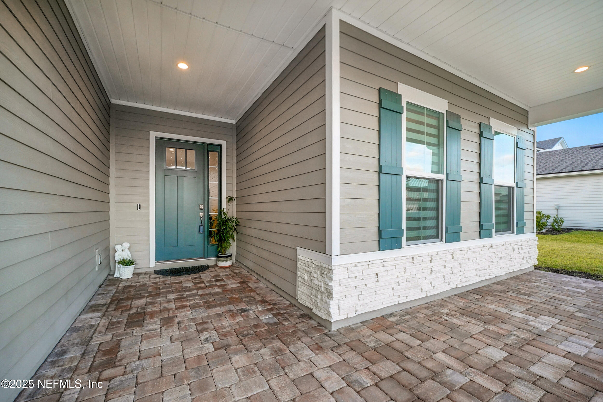29 TRADESMAN Lane, St. Johns