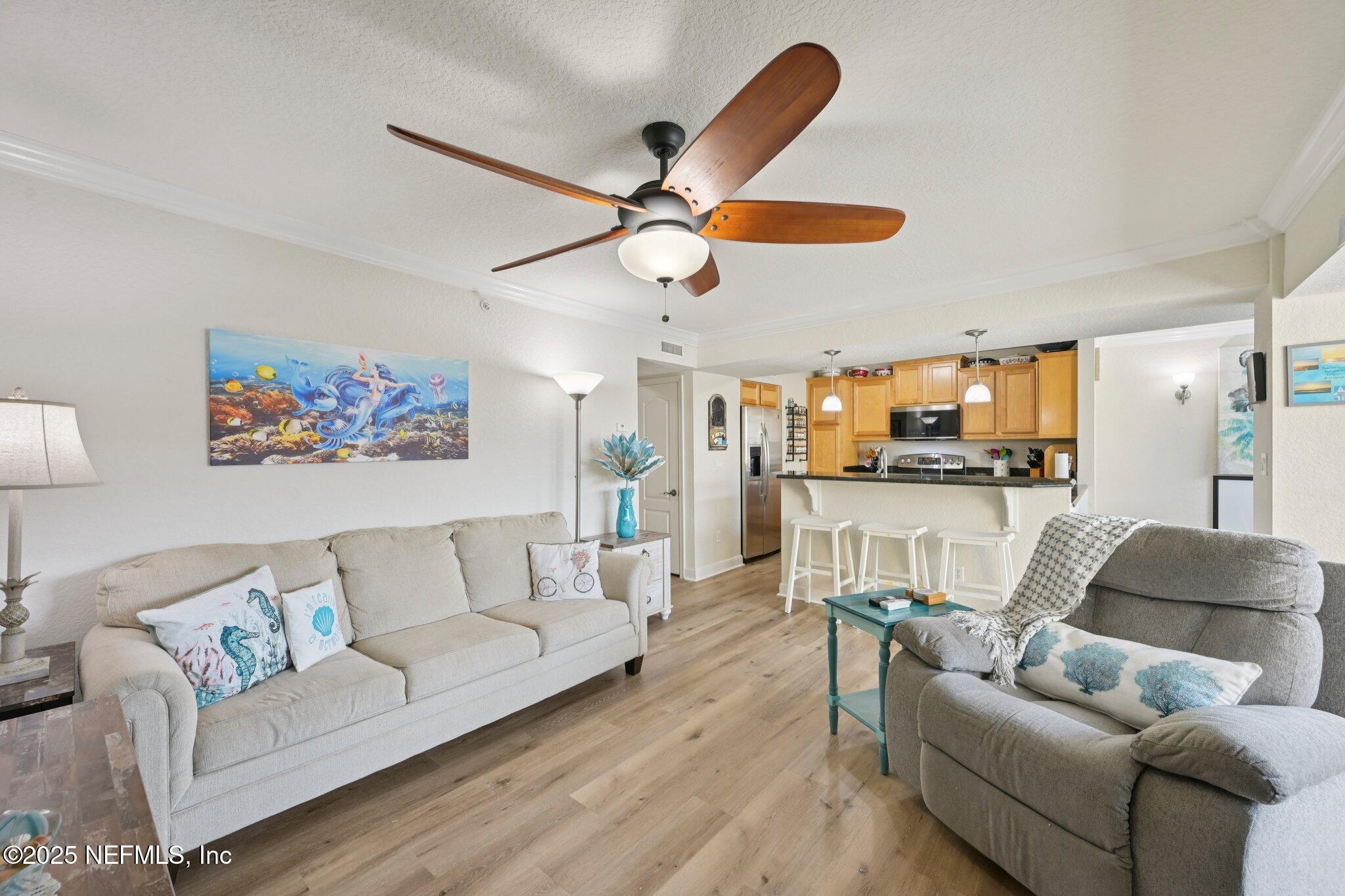 202 LAGUNA VILLAS Boulevard, B24