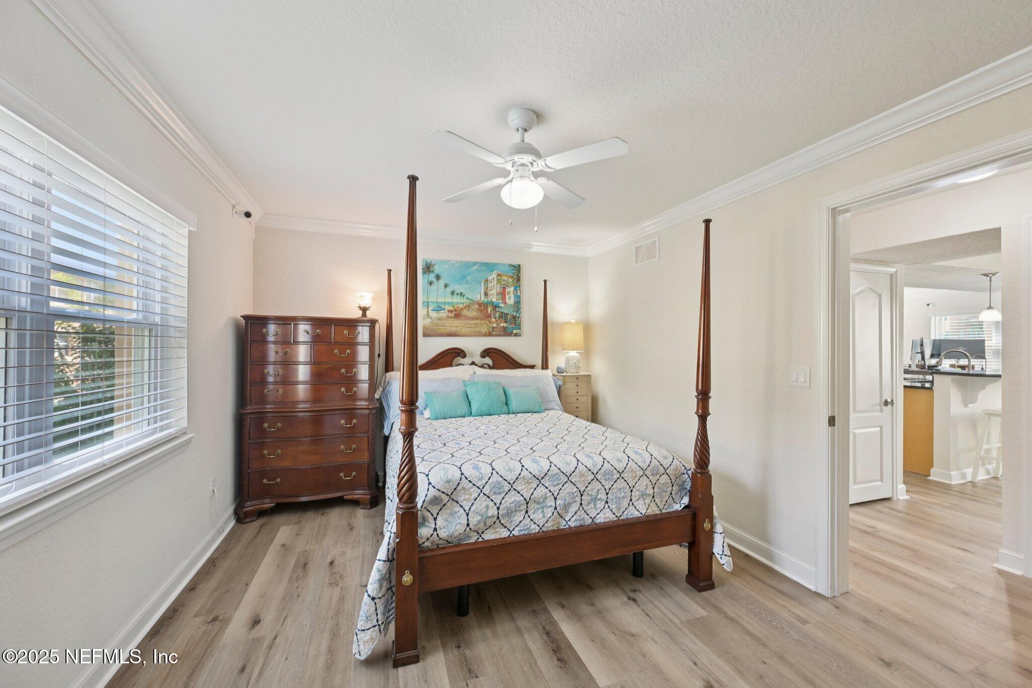 202 LAGUNA VILLAS Boulevard, B24