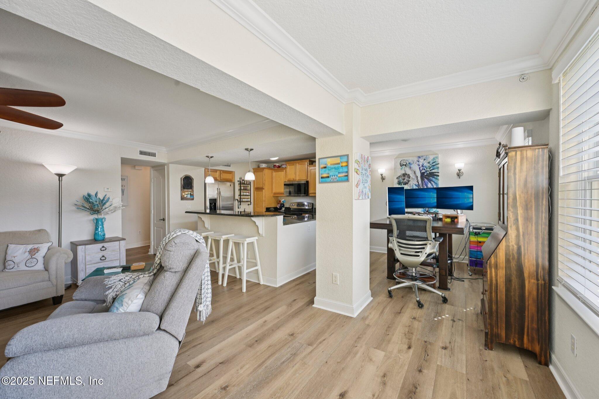202 LAGUNA VILLAS Boulevard, B24