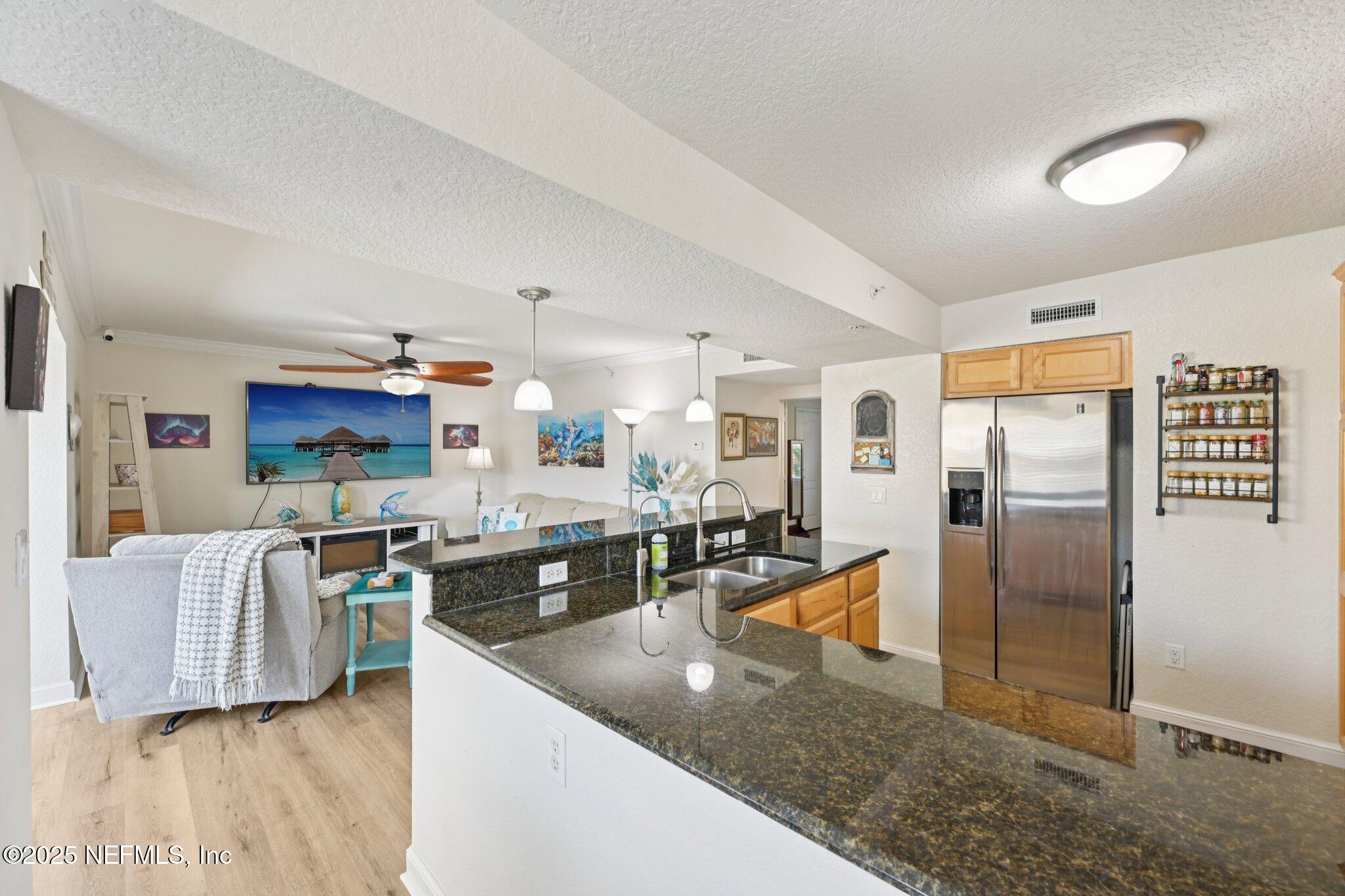 202 LAGUNA VILLAS Boulevard, B24