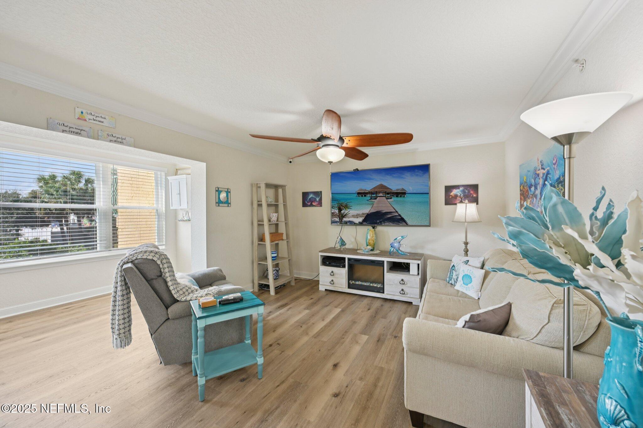 202 LAGUNA VILLAS Boulevard, B24