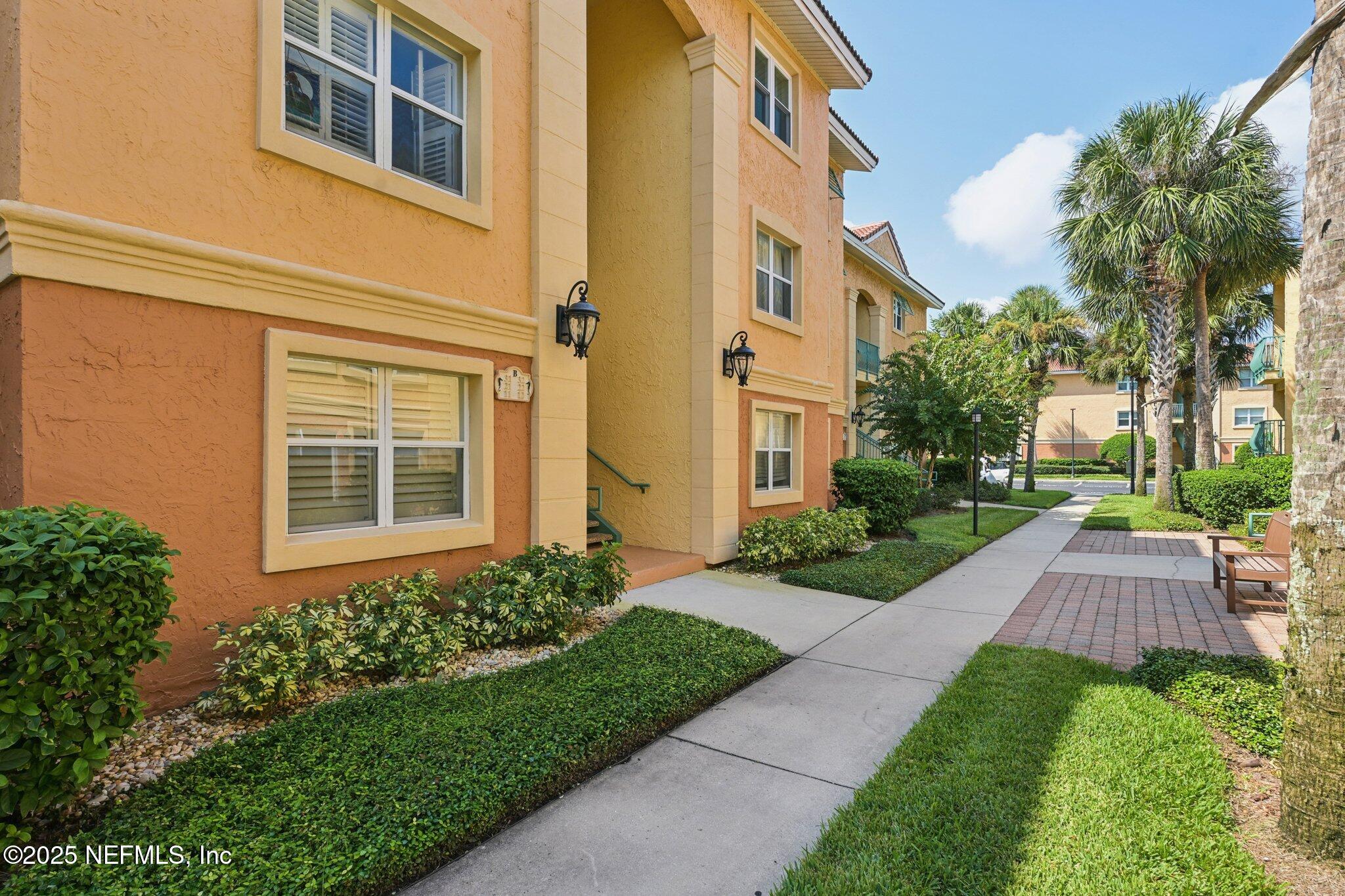 202 LAGUNA VILLAS Boulevard, B24