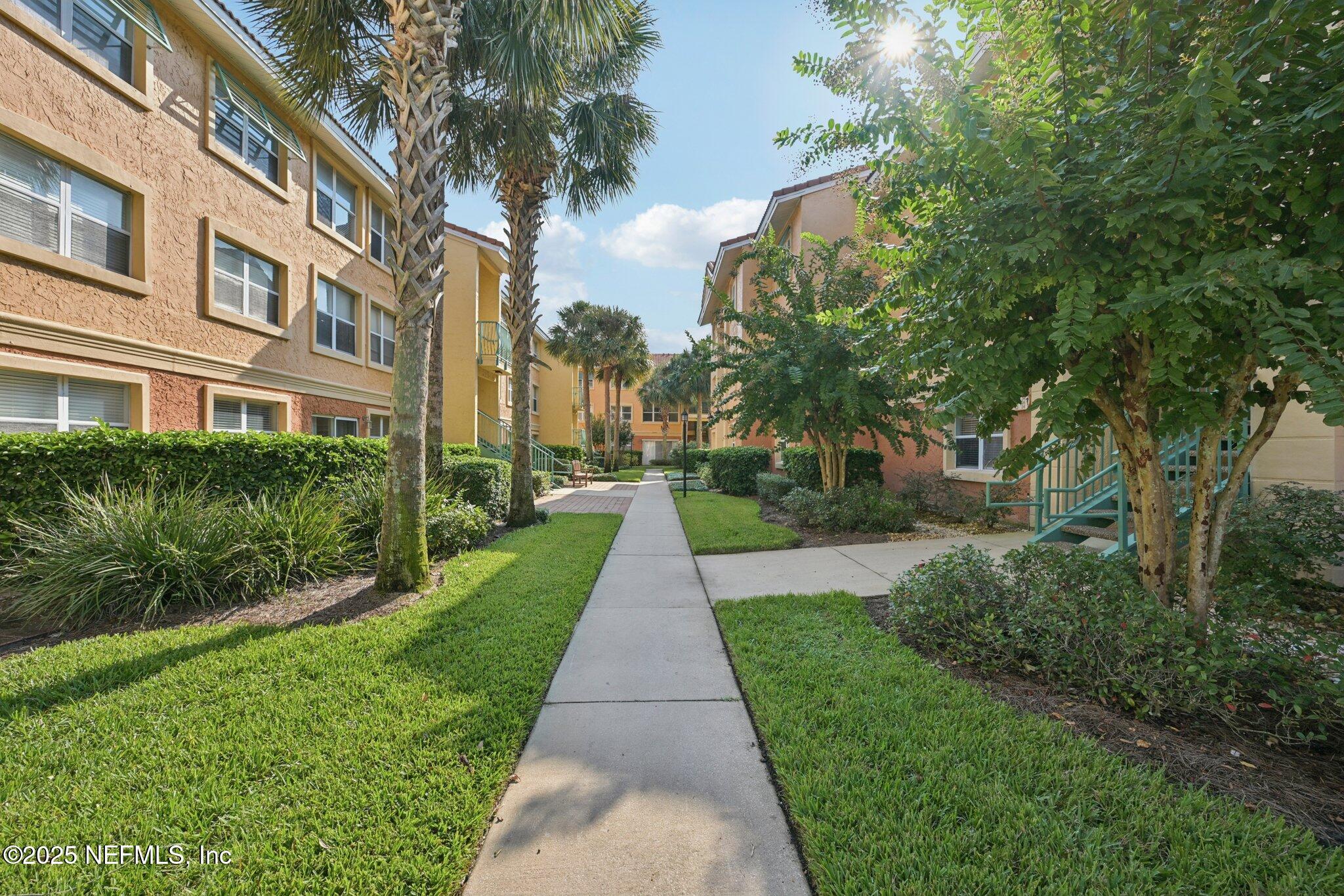 202 LAGUNA VILLAS Boulevard, B24