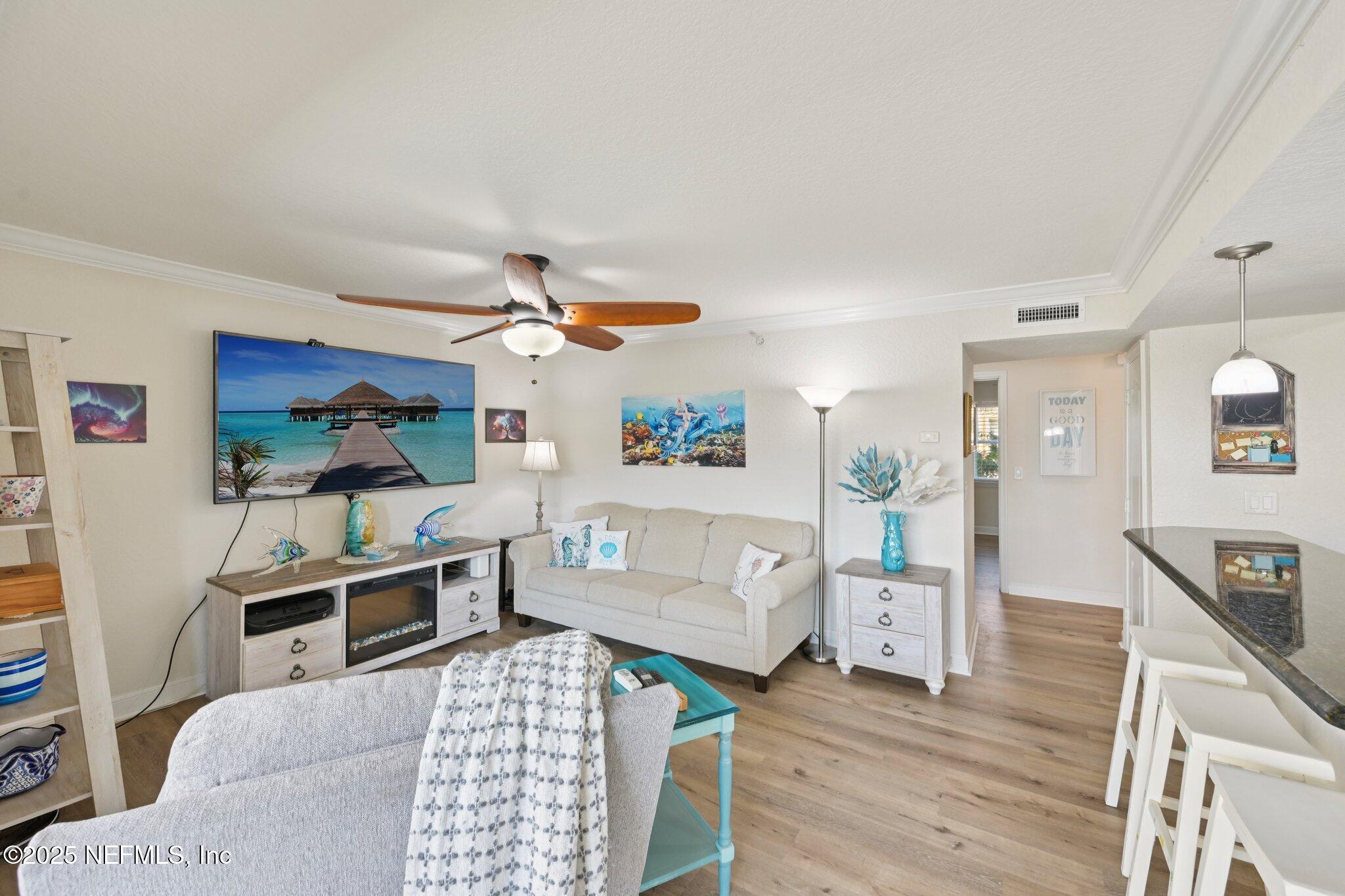 202 LAGUNA VILLAS Boulevard, B24
