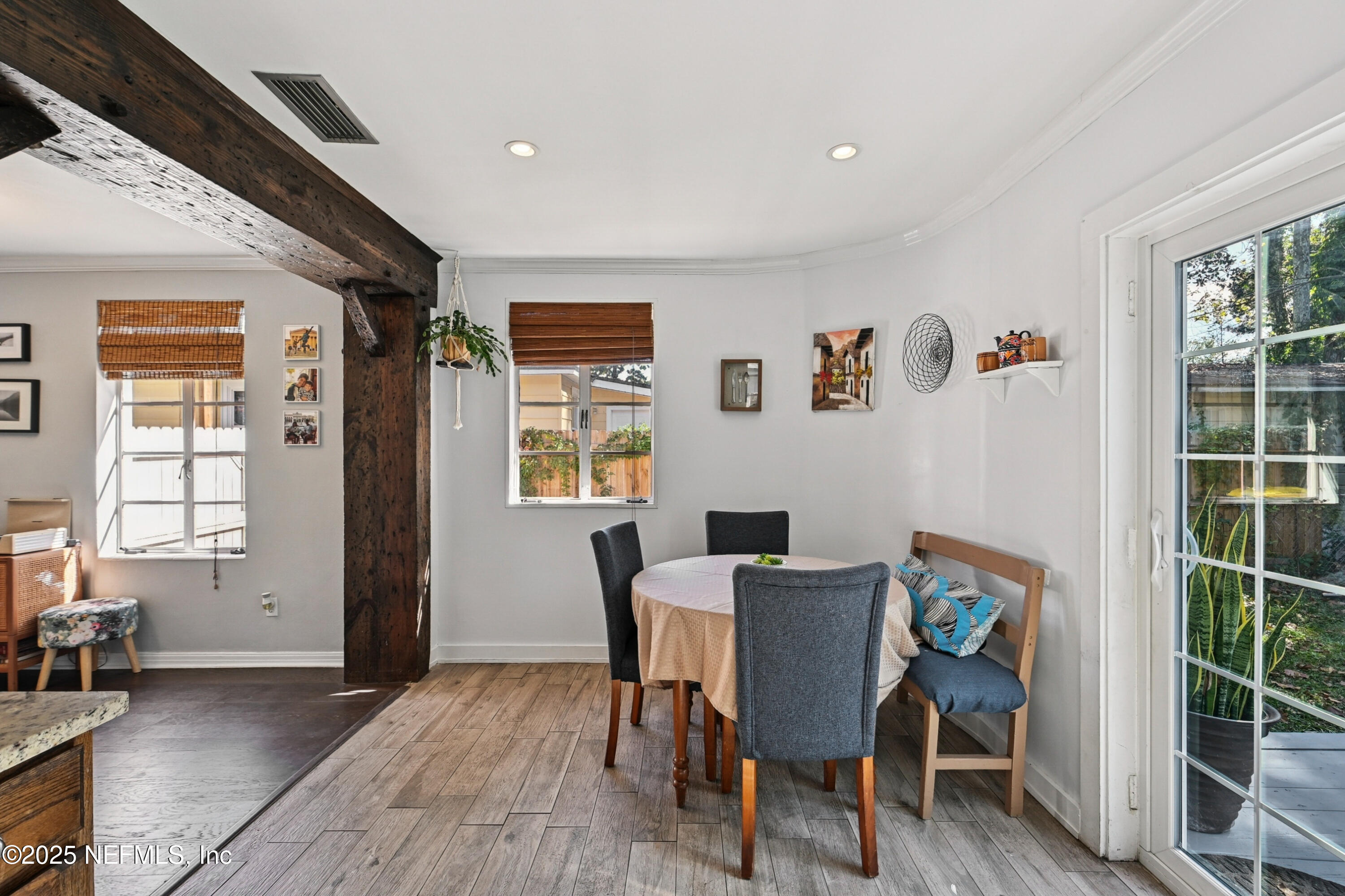 1316 RENSSELAER Avenue