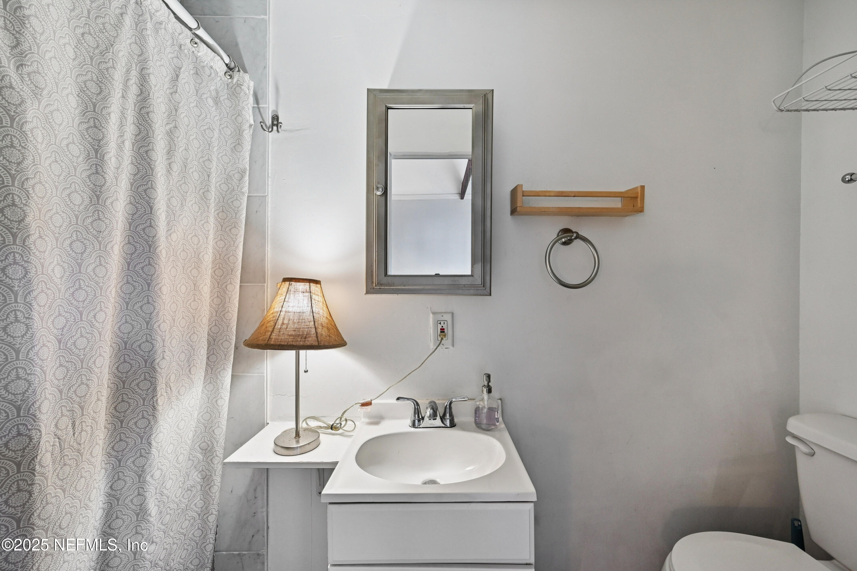 1316 RENSSELAER Avenue