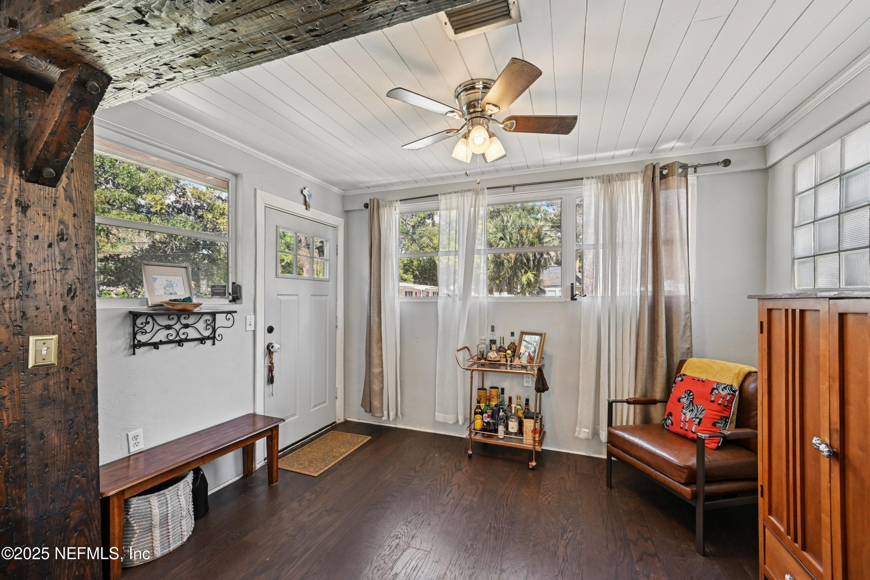 1316 RENSSELAER Avenue