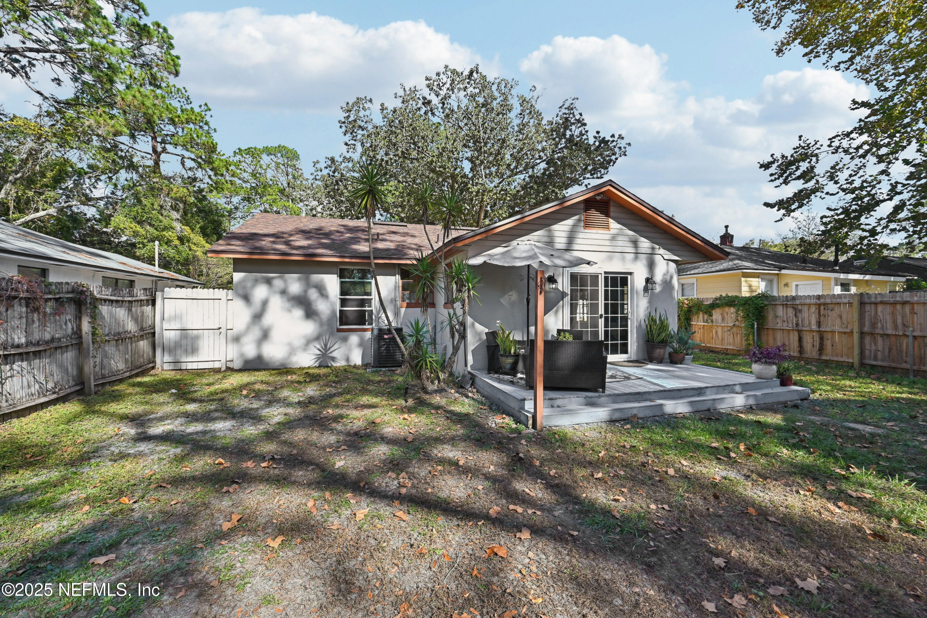 1316 RENSSELAER Avenue