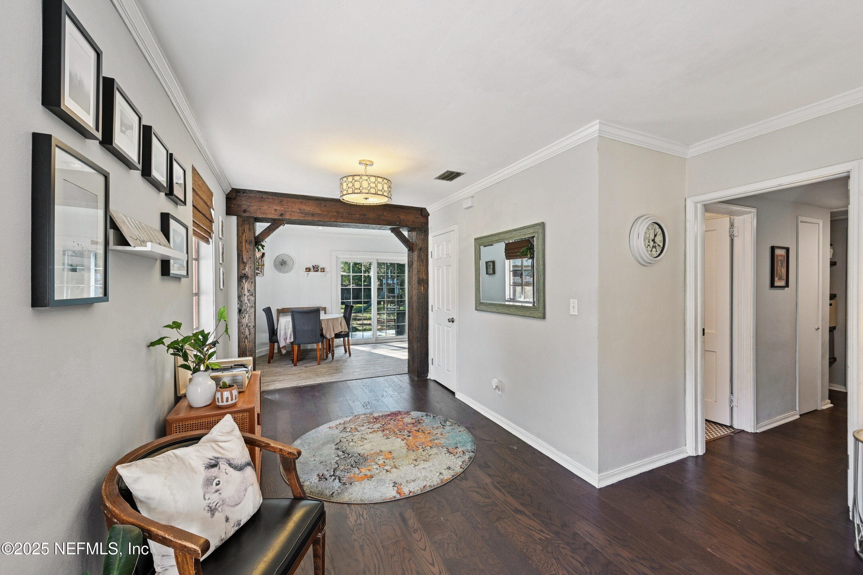 1316 RENSSELAER Avenue