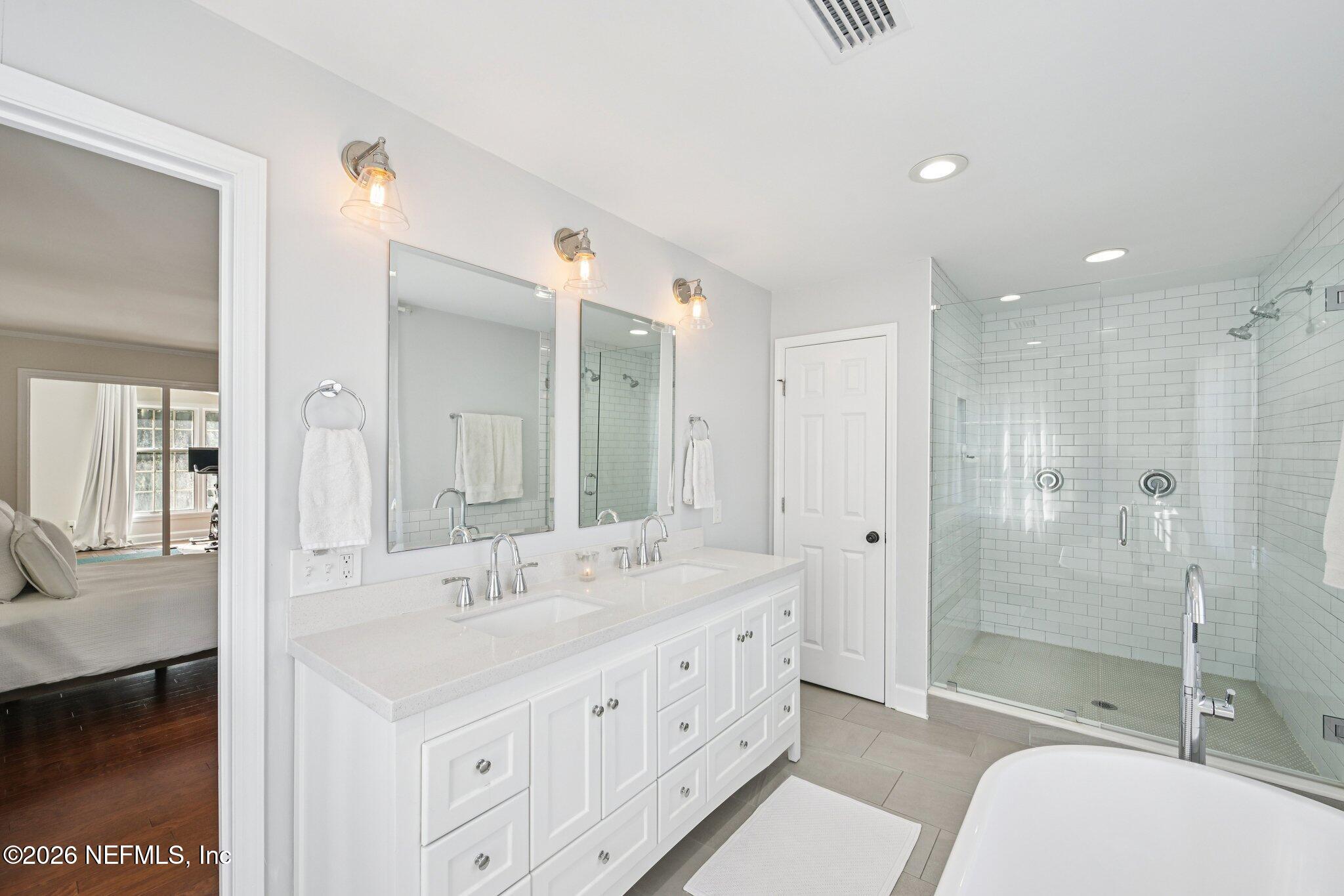 9114 BEAUCLERC Circle E