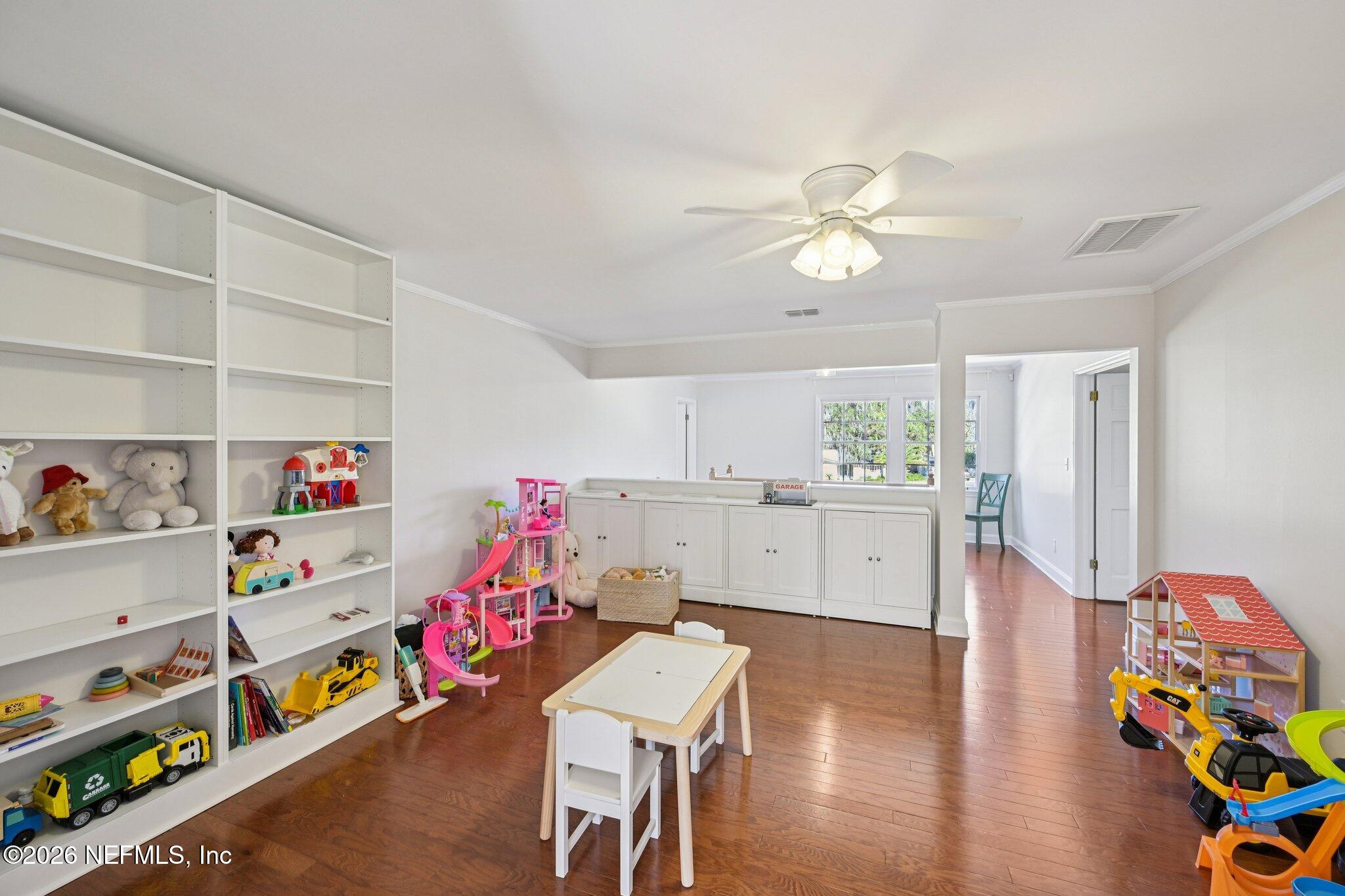 9114 BEAUCLERC Circle E