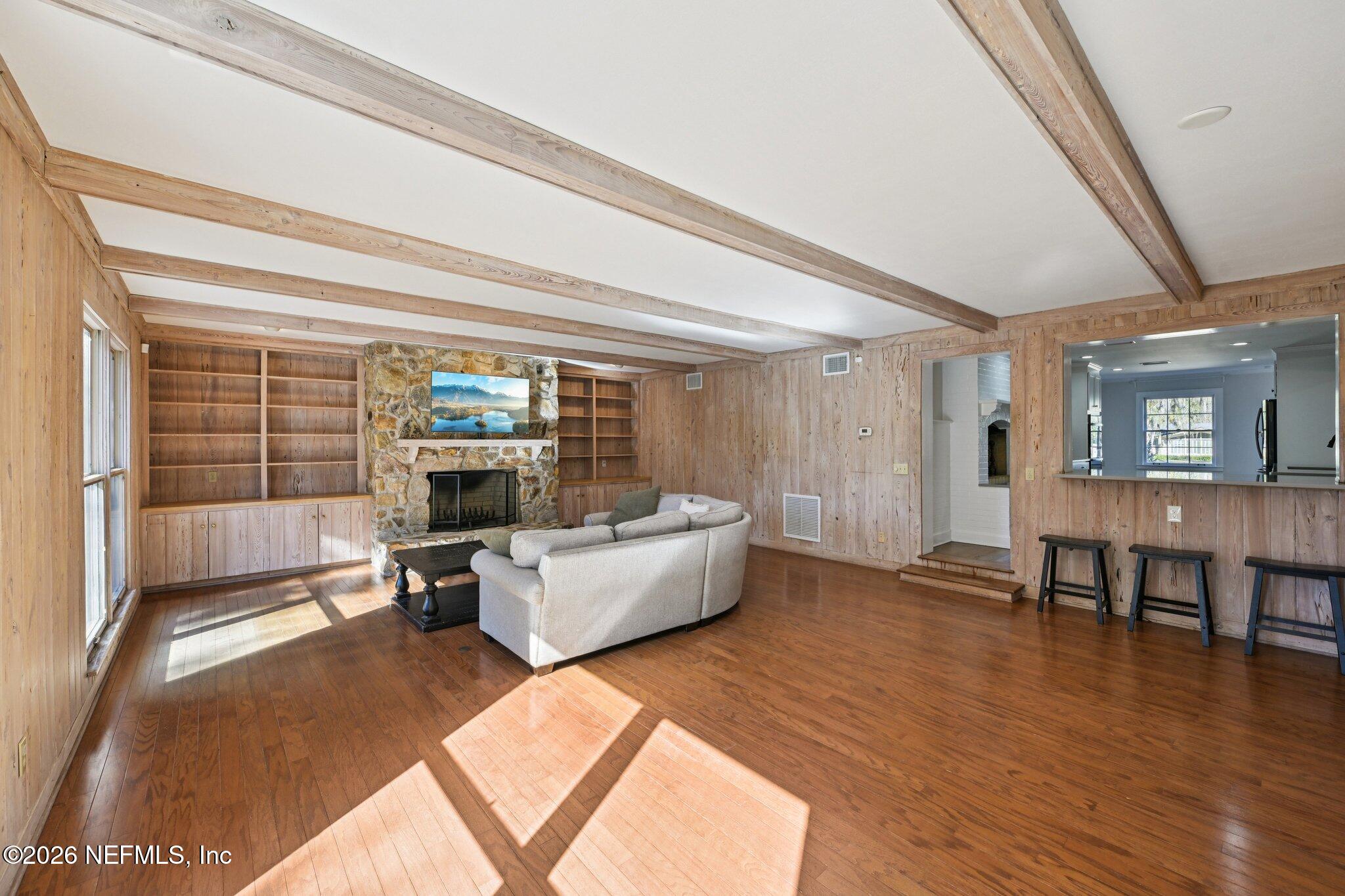 9114 BEAUCLERC Circle E